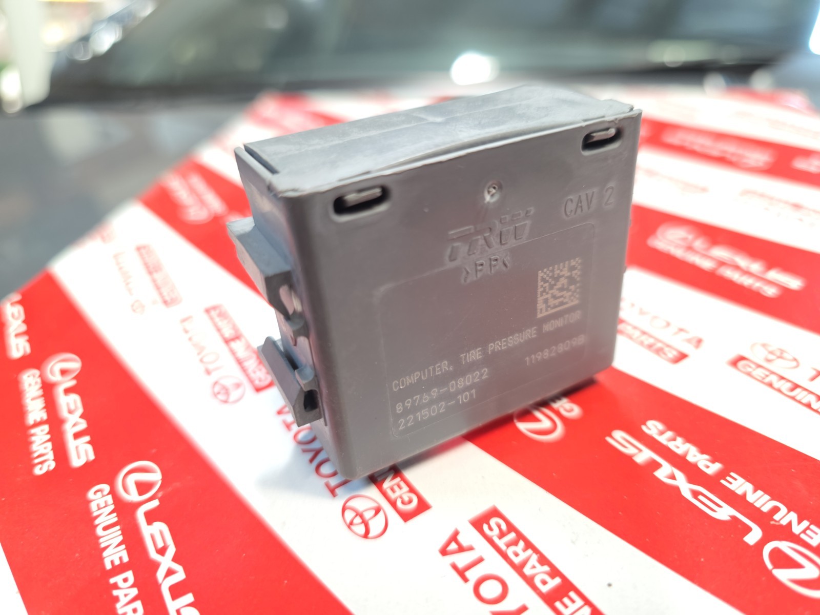 2007-2010 TOYOTA SIENNA TPMS CONTROL MODULE, COMPUTER OEM 89769-08022