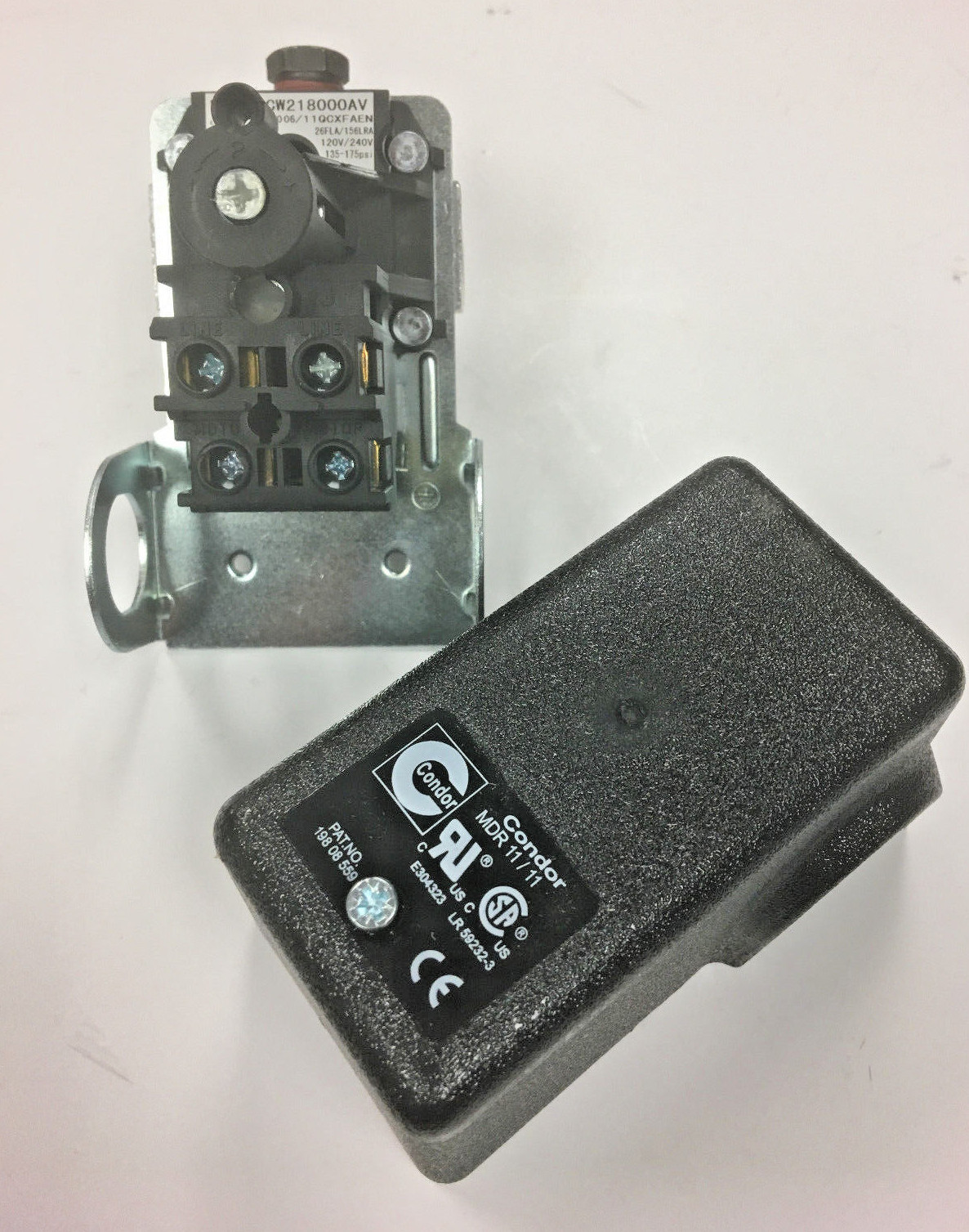 CW218000AV CAMPBELL HAUSFELD PRESSURE SWITCH 135-175 PSI 4 PORT 120 / 240 VOLT