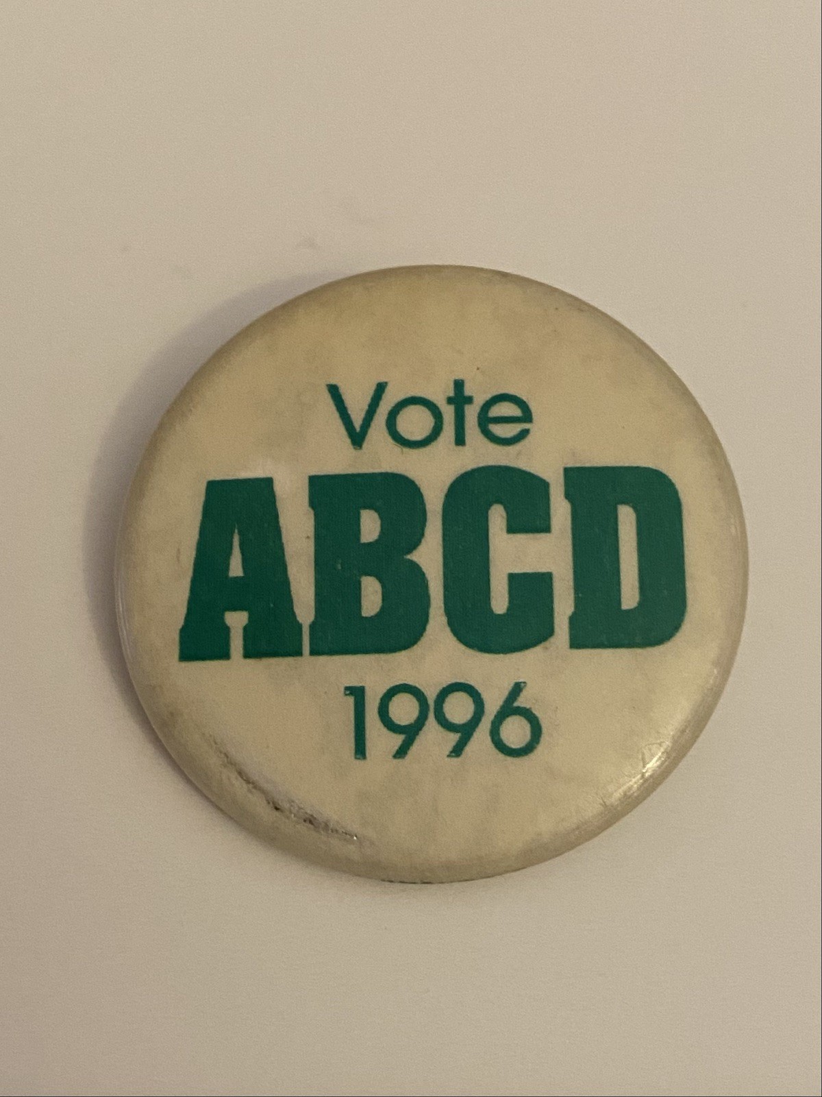 Vote ABCD 1996 Pin Back Button P150