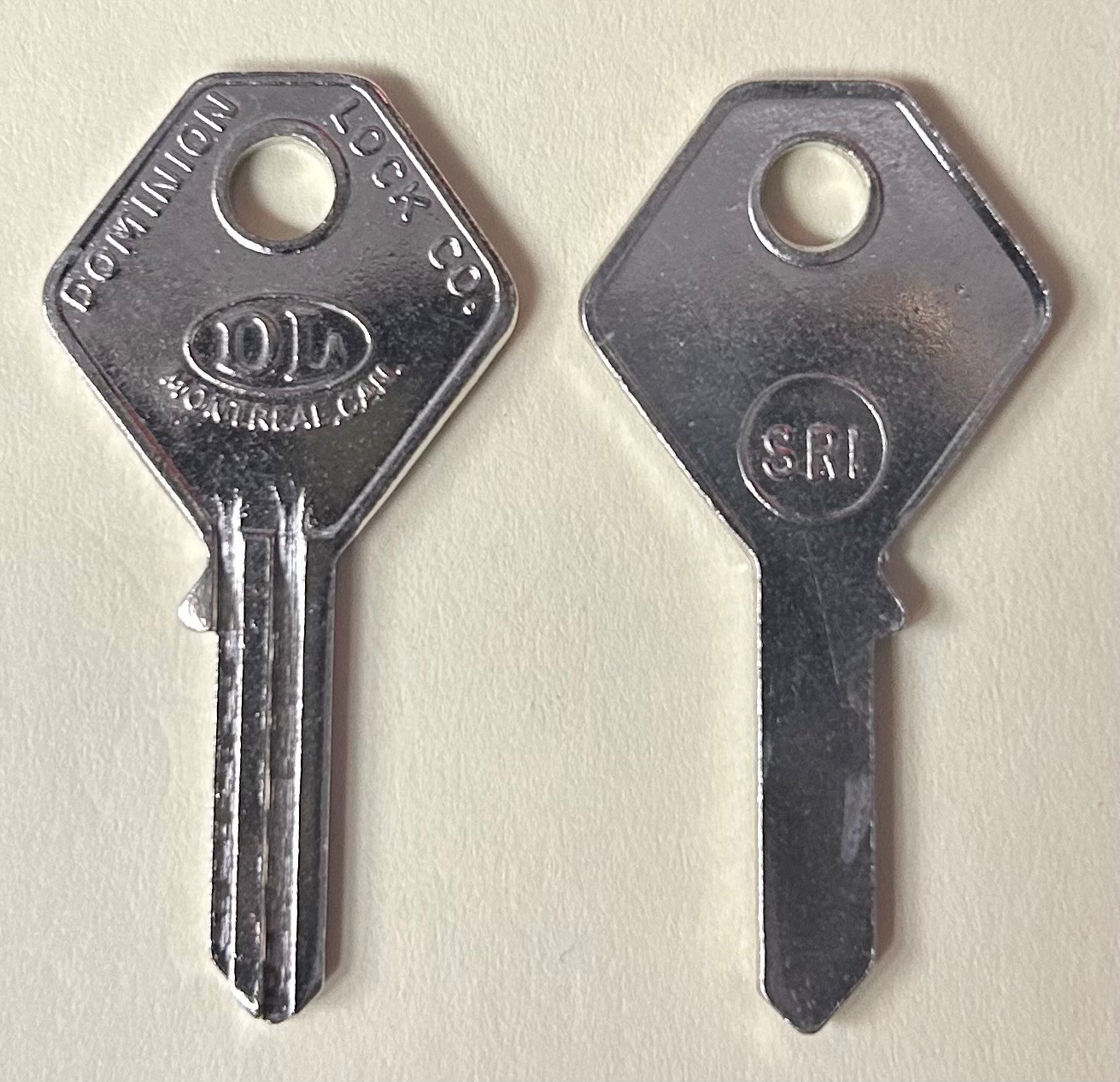 Dominican Lock Co. SR1 / B79K Key Blank uncut (1 Pc)