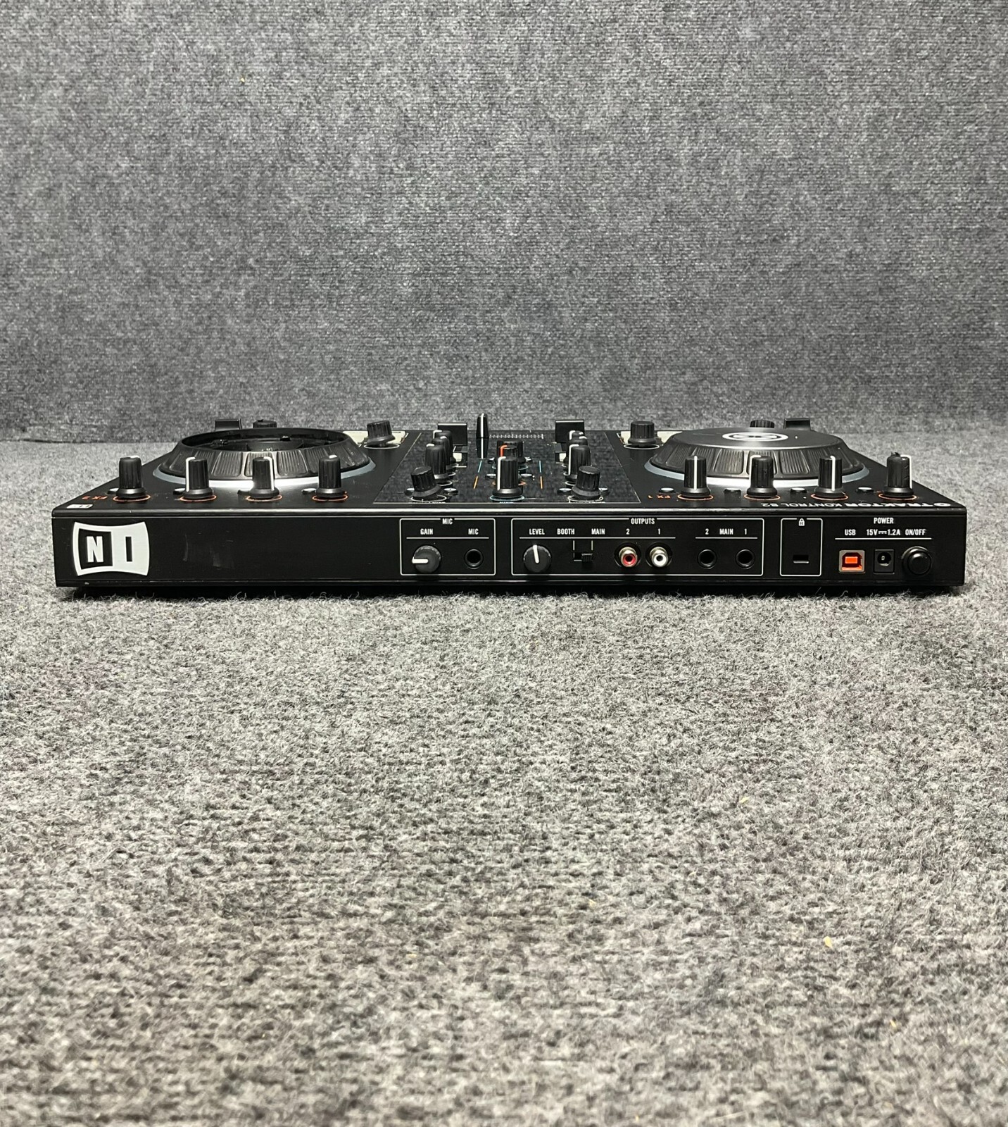 Native Instruments Traktor Kontrol S2 MK2 DJ Controller Black Used