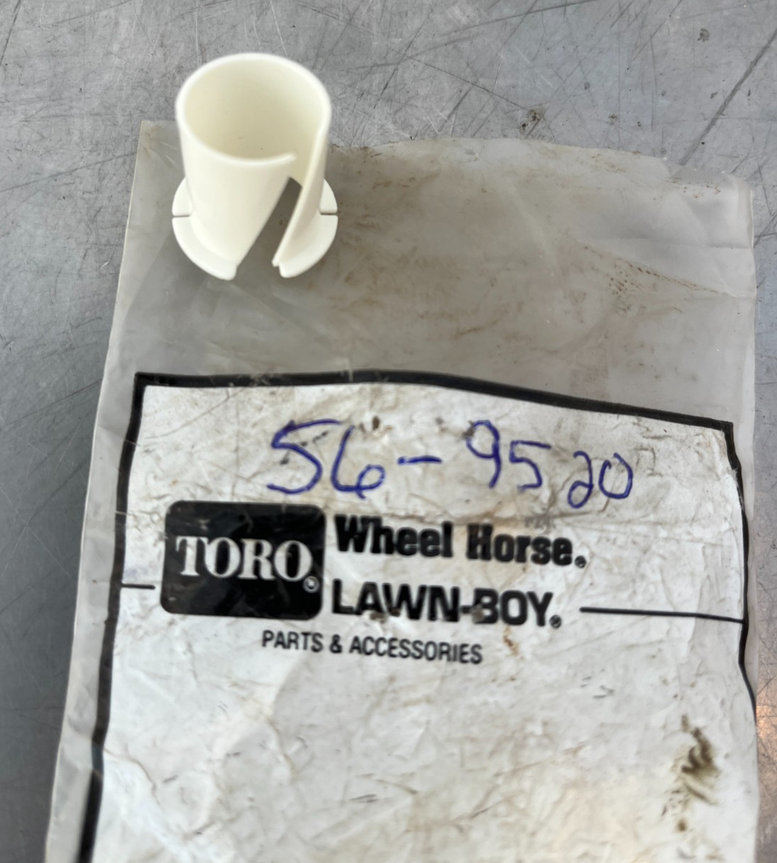 56-9520 Genuine OEM Toro NYLON BUSHING 569520
