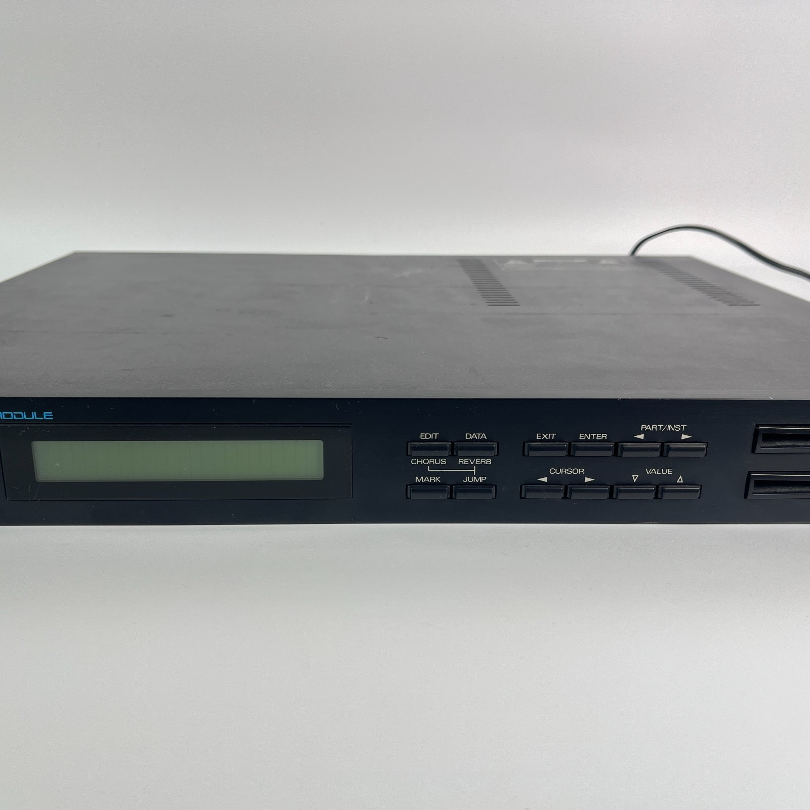 ROLAND U-220 PCM Sound Module Rack Synthesizer - Tested [pls read description]