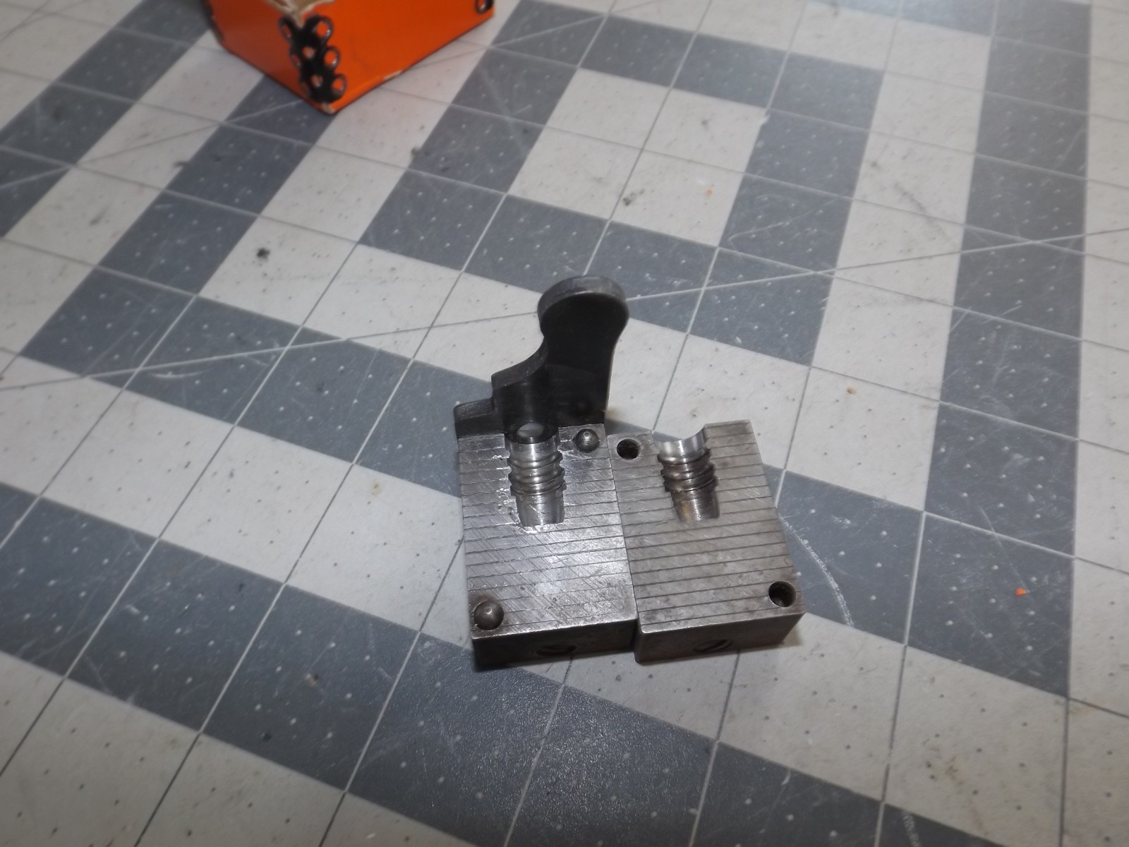 Lyman Ideal 357 446 437 single Cavity Bullet Mold