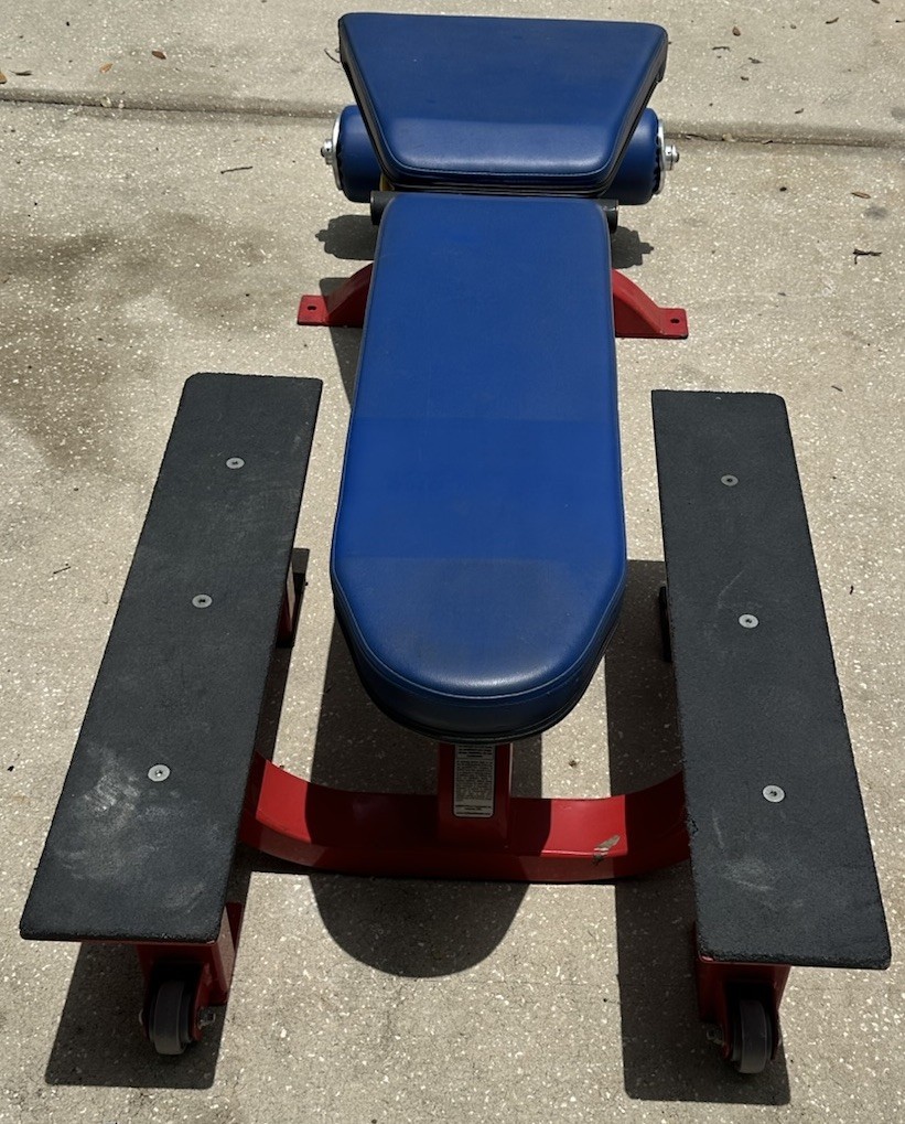TuffStuff CLH‑300 Evolution Horizontal Leg Press / Hack Squat w/ Side Supports