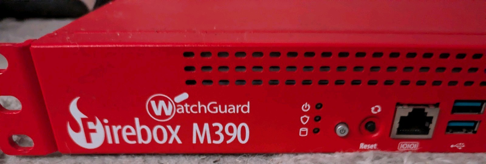 WatchGuard Firebox M390 Firewall CL3AE8