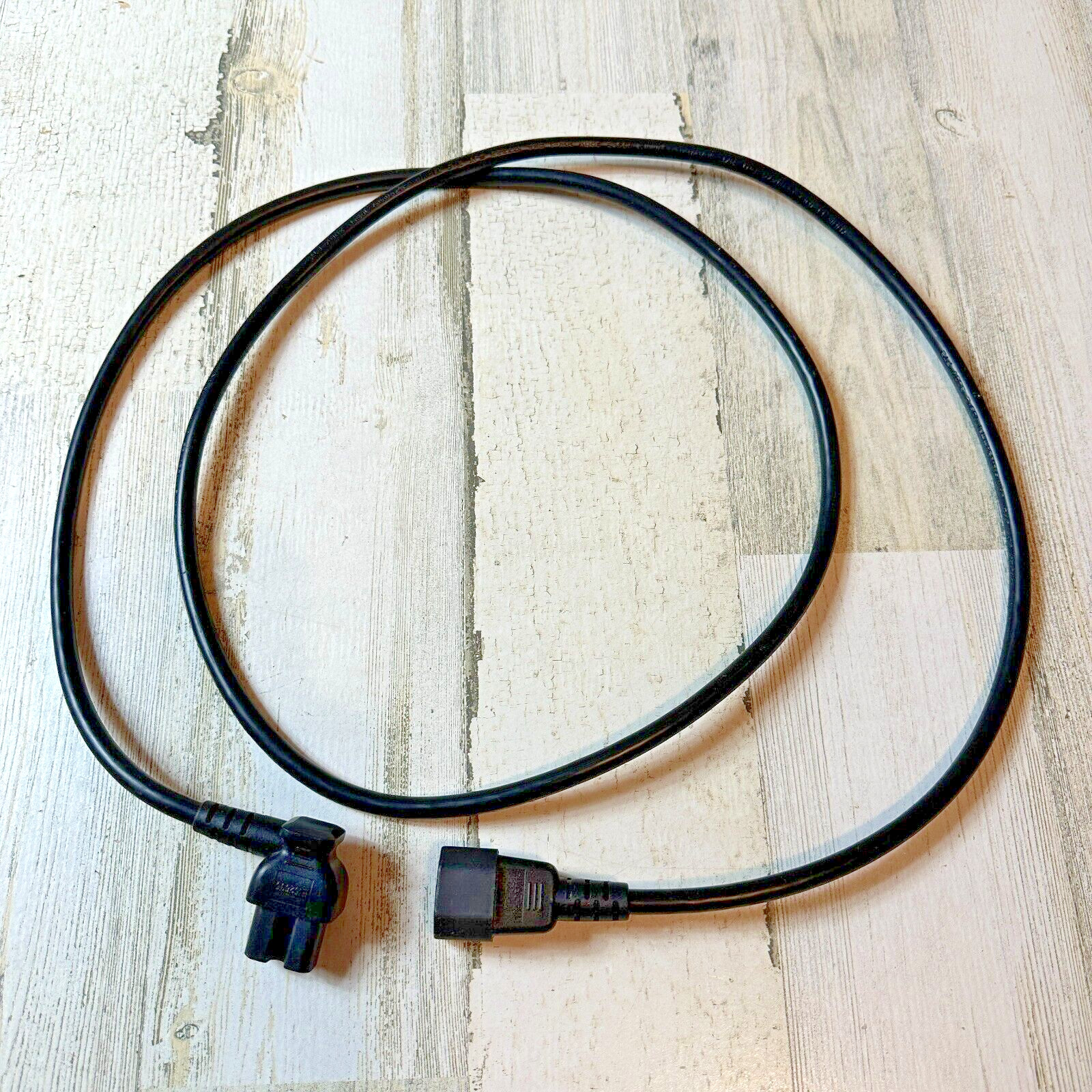 Yung Li YP-32 E152635 10A 250V to E152635 YC-20L 10A 6ft Power Cable