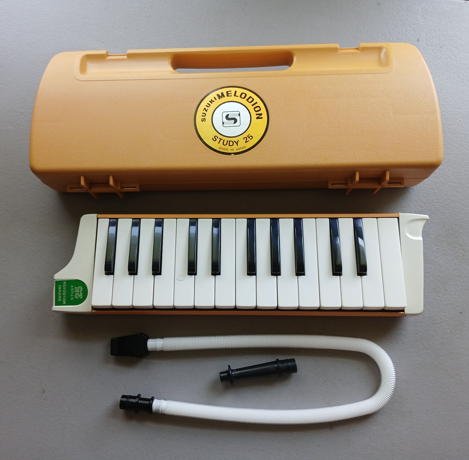 SUZUKI STUDY 25 MELODION - 2nd Generation $29 + shipping