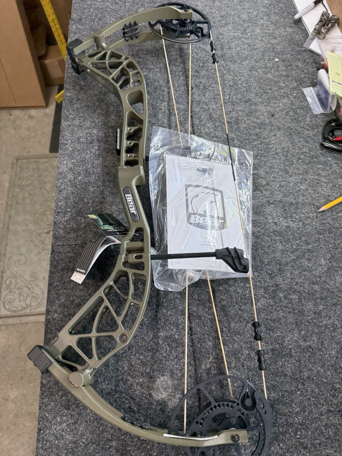 Bear Whitetail INT Right Hand 55 - 70 Lbs Oliver Color 26-30” Draw