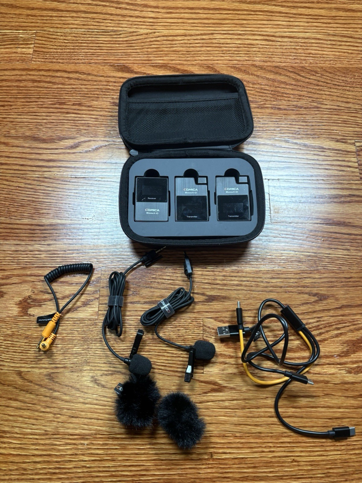 COMICA BoomX-D2 PRO Wireless Lavalier Microphone for iPhone Android Camera PC