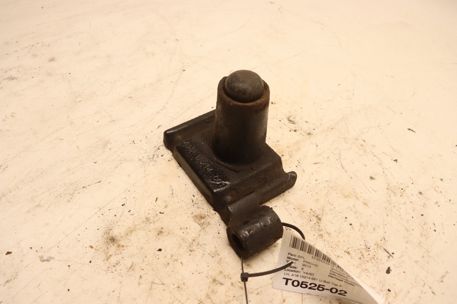 08-17 FREIGHTLINER CASCADIA 125 FRONT LEFT U-BOLT TOP PLATE SUPPORT BRACKET OEM