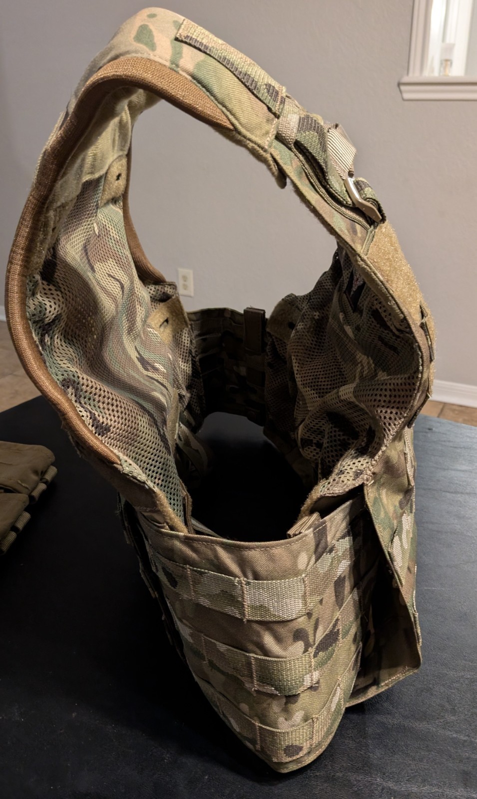 Shellback Tactical RANGER Scalable Plate Carrier (Multicam) W/ Triple Mag Pouch
