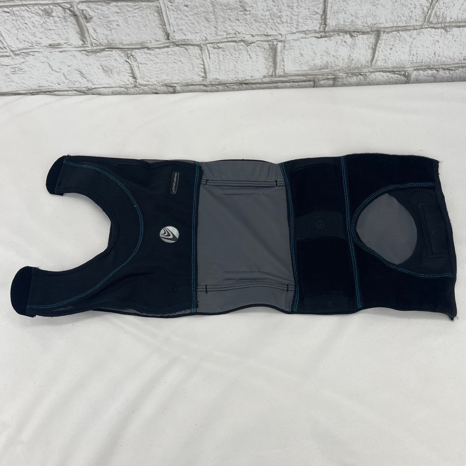 Breg FreeSport Wraparound Adjustable Knee Brace Size Medium