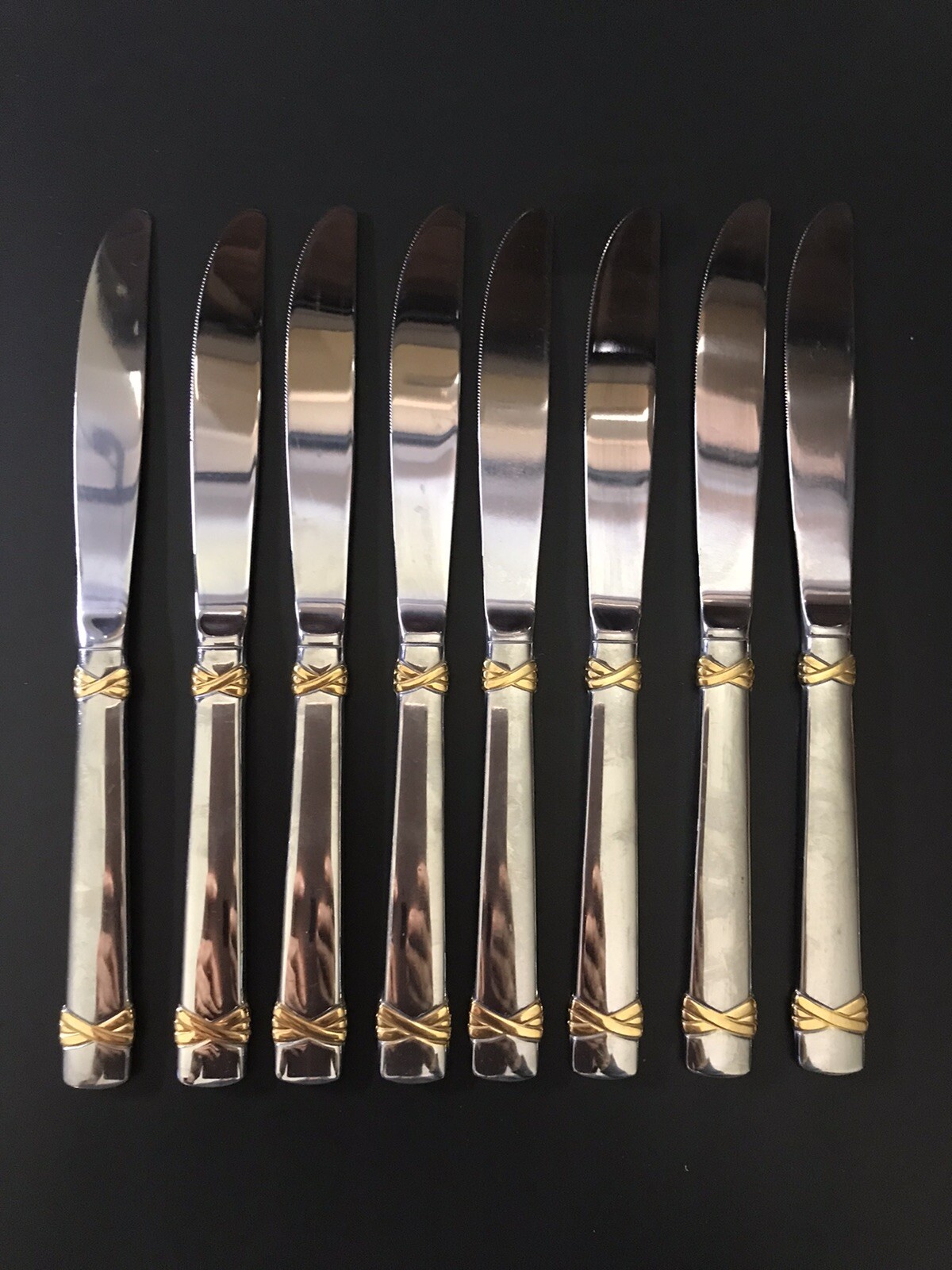 Set 8 Reed & Barton FANFARE Dinner Knives Gold Trim 18/8 Stainless Steel KOREA
