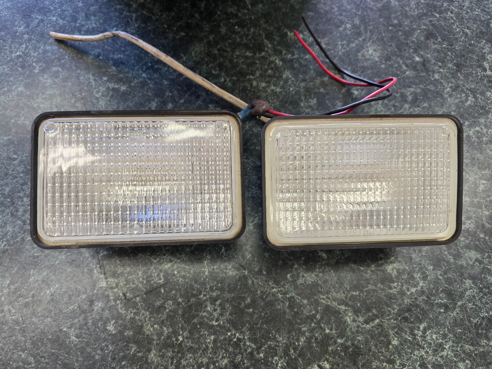 LOT OF 2- HOBBS 12V,4AMP,50W 4X6" WIDE FLOOD LIGHT 50'W X 30'L
