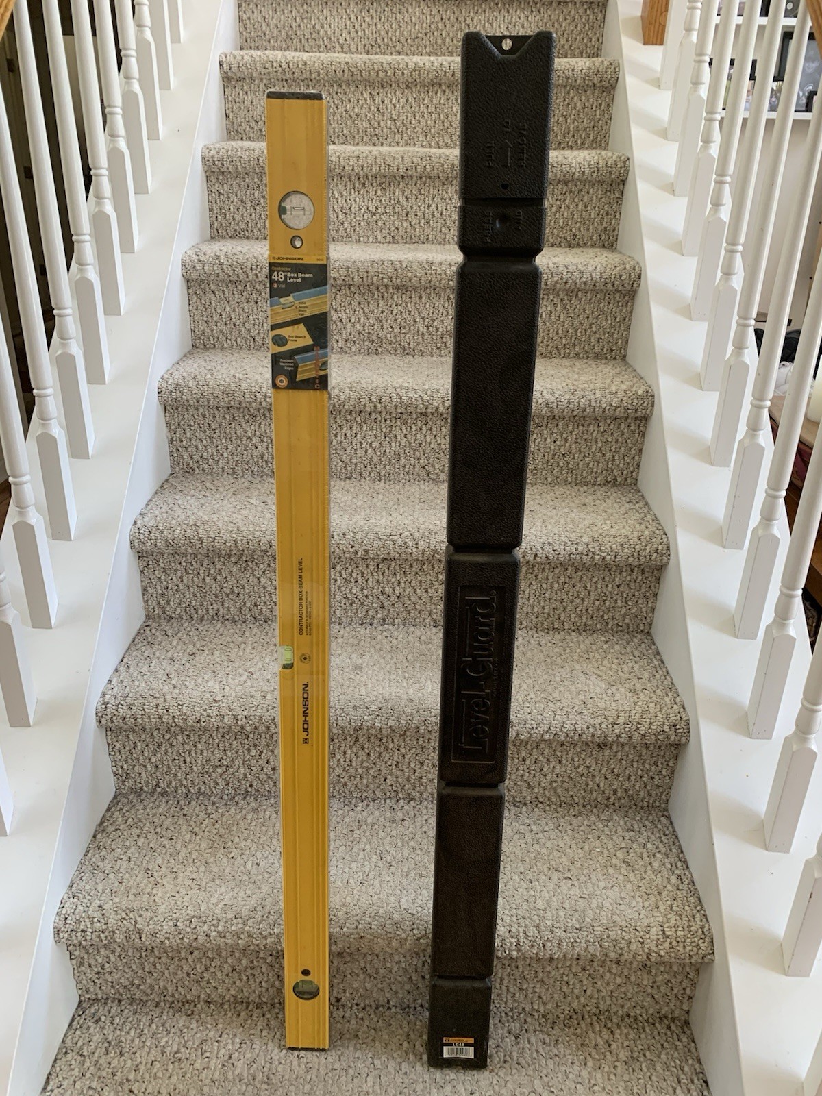 Johnson Contractor Box Beam 48 Inch Level (#9948) With Carrying Case