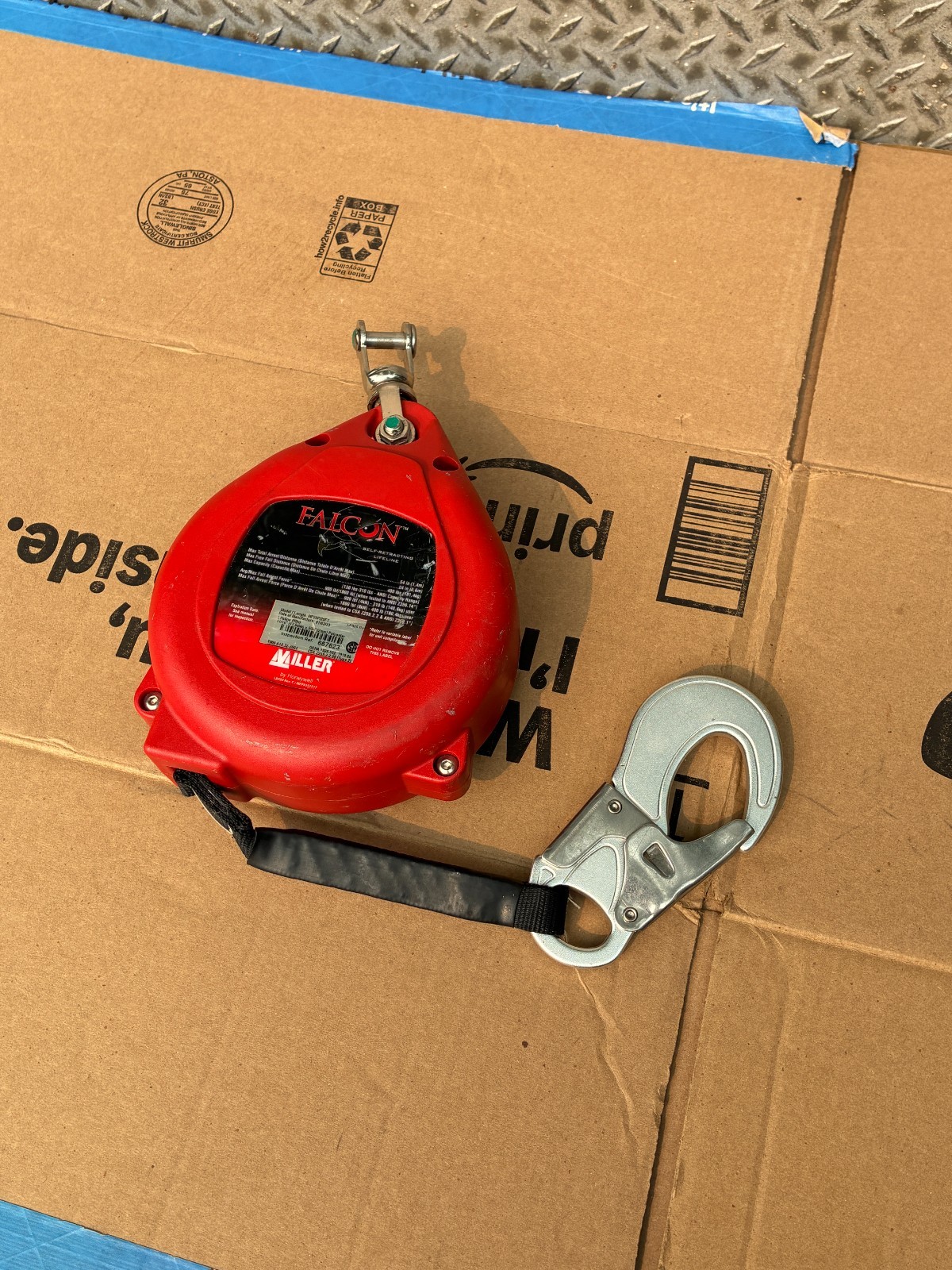 Miller Falcon MP20P-Z7/20FT Self-Retracting Lifeline 20ft 400lb Capacity SRL