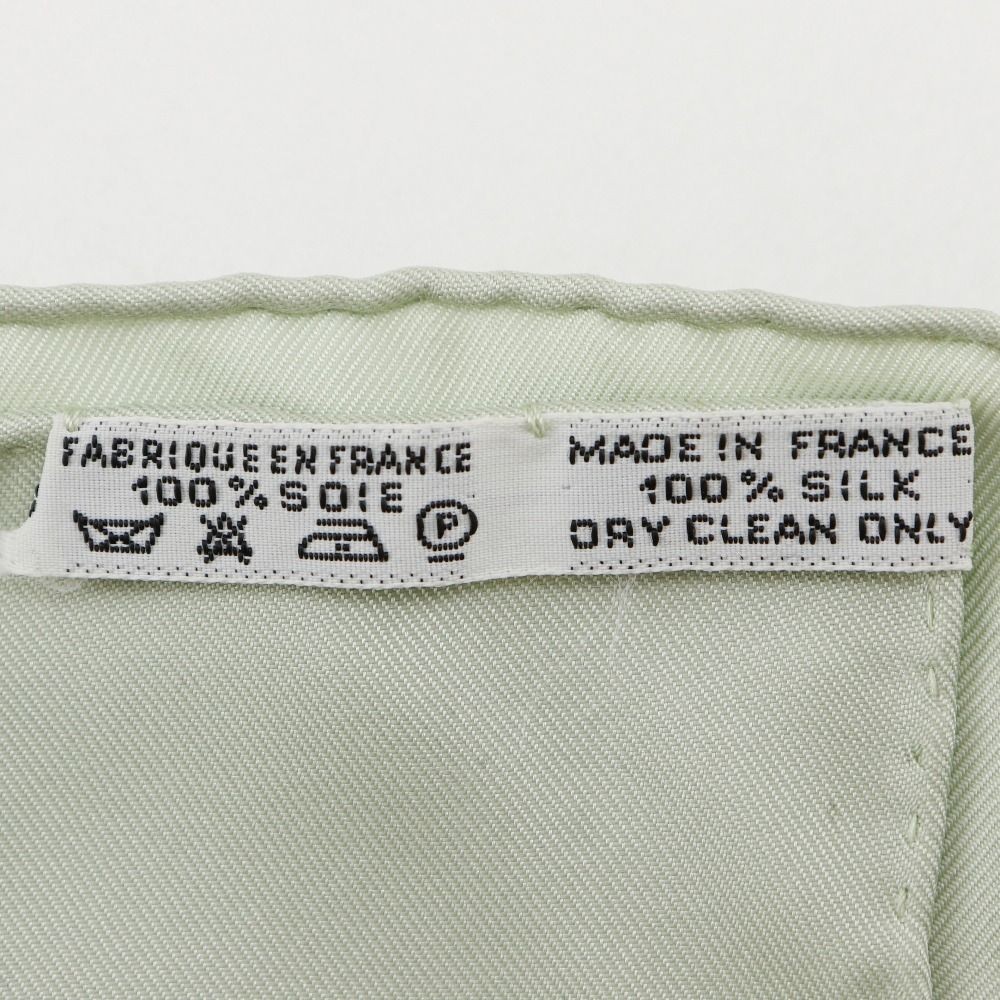HERMES Carre 90 Silk Green White COSTUMES CIVILS ACTUELS Scarf Excellent