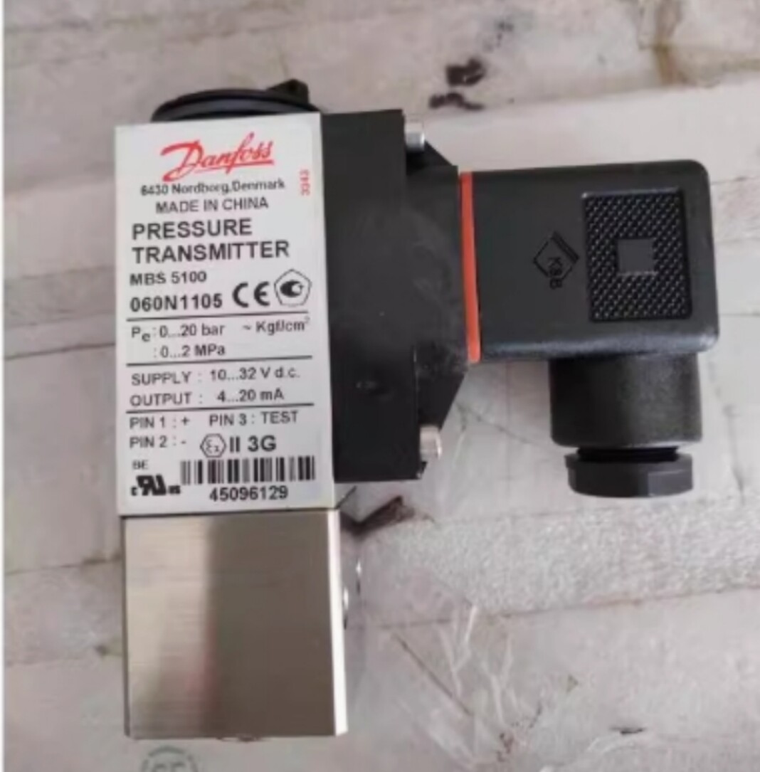 Danfoss 060N1105 pressure transmitter UPS or DHL fast delivery