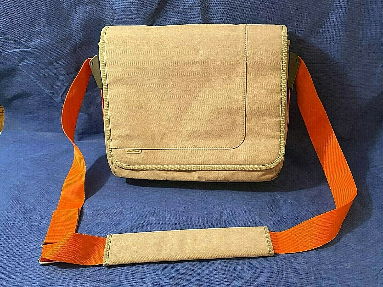Targus Shoulder Computer Bag Designed for Dell