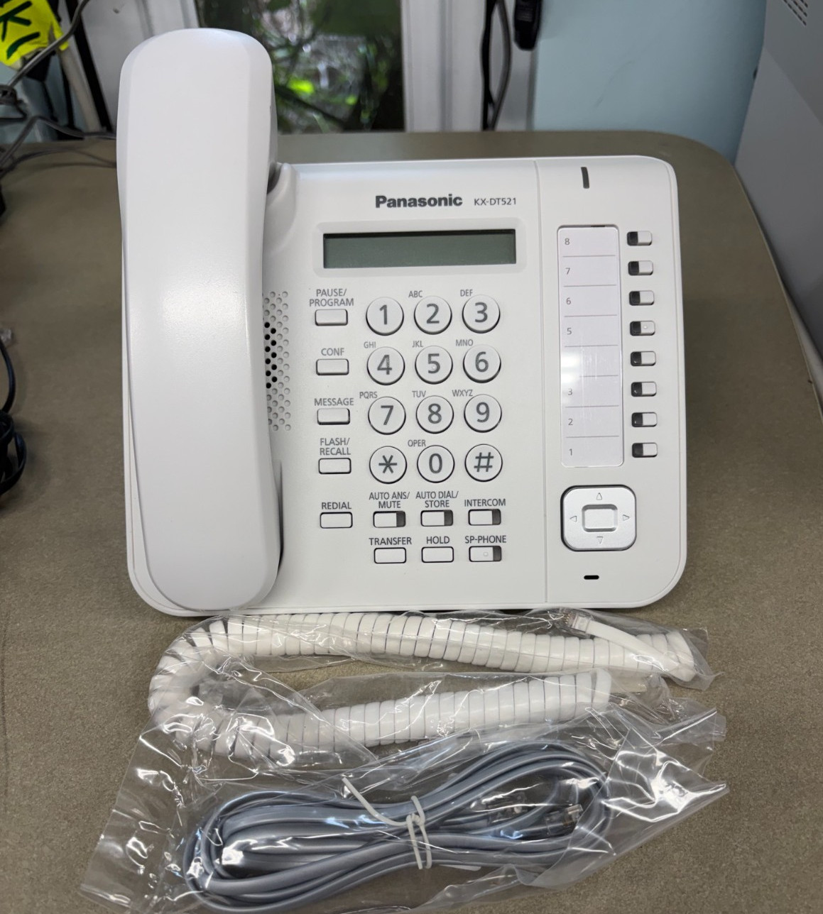 Panasonic KX-DT521 8-Button Digital Phone (WHITE) *Refurbished*