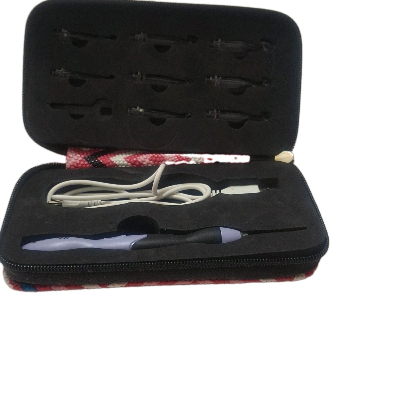 Yarniss USB Rechargeable Lighted Crochet Hook Set w/ Case