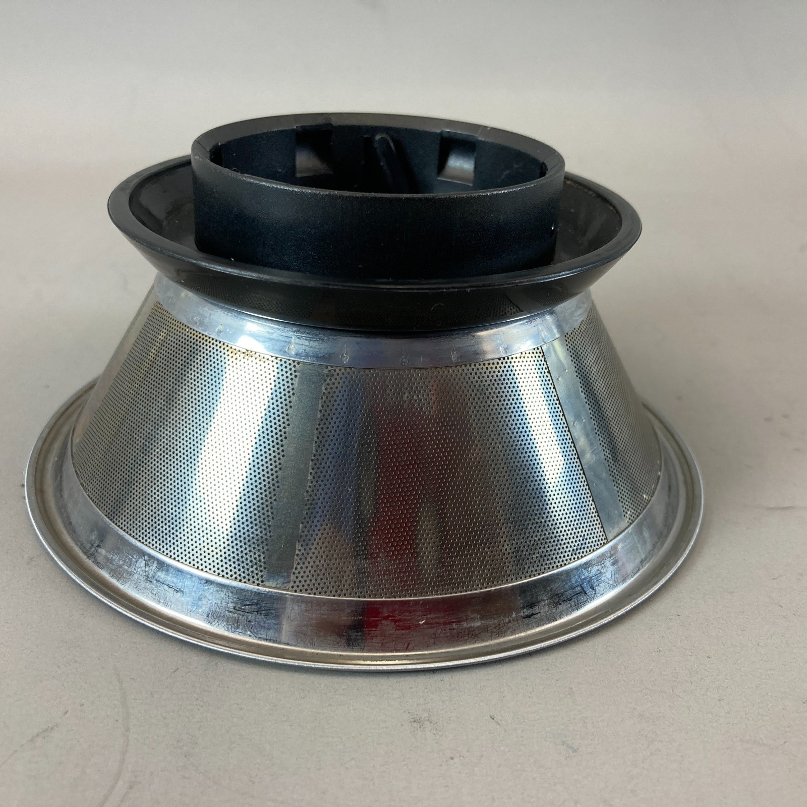 Black & Decker JE2400 Juicer Replacement Strainer Basket Filter Blade Assembly