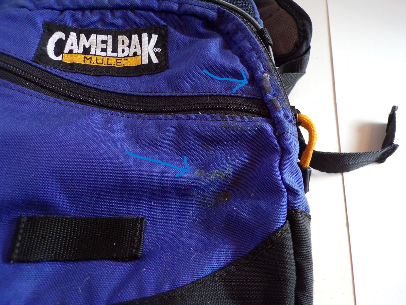 Camelbak M.U.L.E Hydration Hiking Biking Backpack Blue/Black/Yellow w/o Bladder