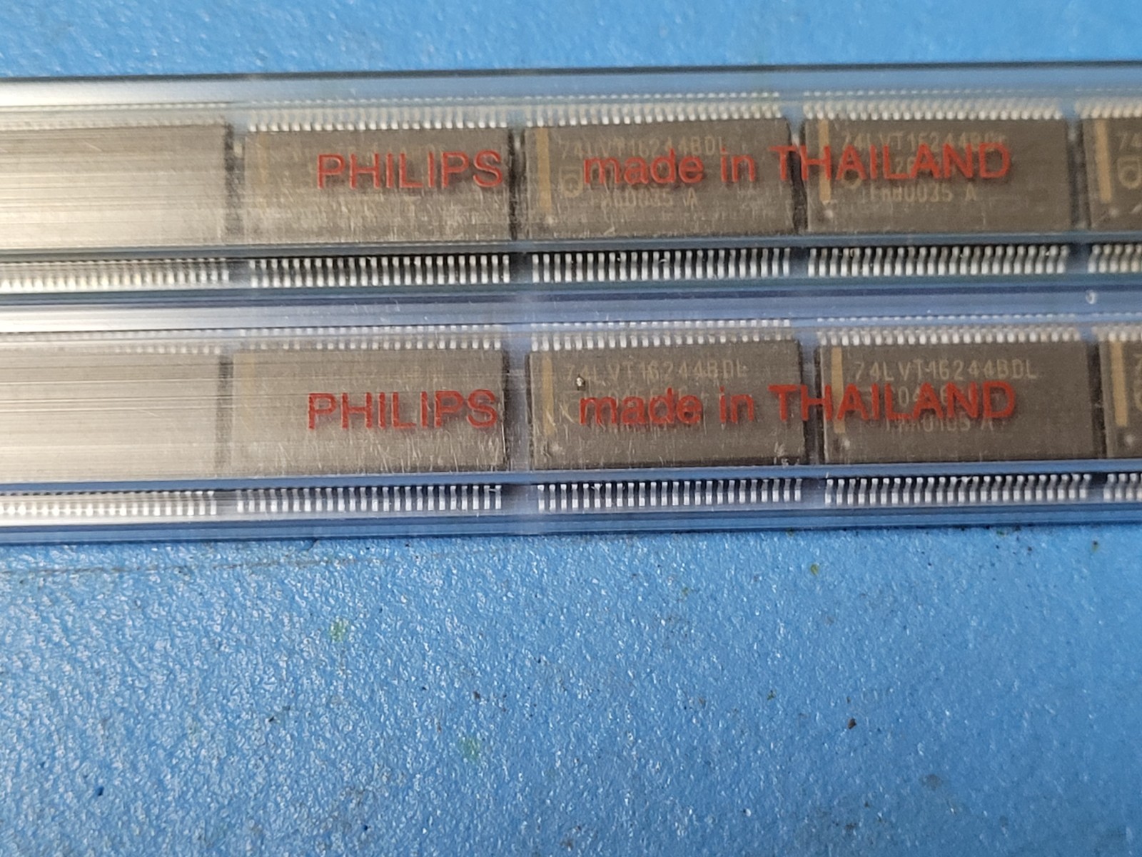 (5 PCS) HEF4011UBP PHILIPS NAND Gate IC 4 Channel 14-DIP