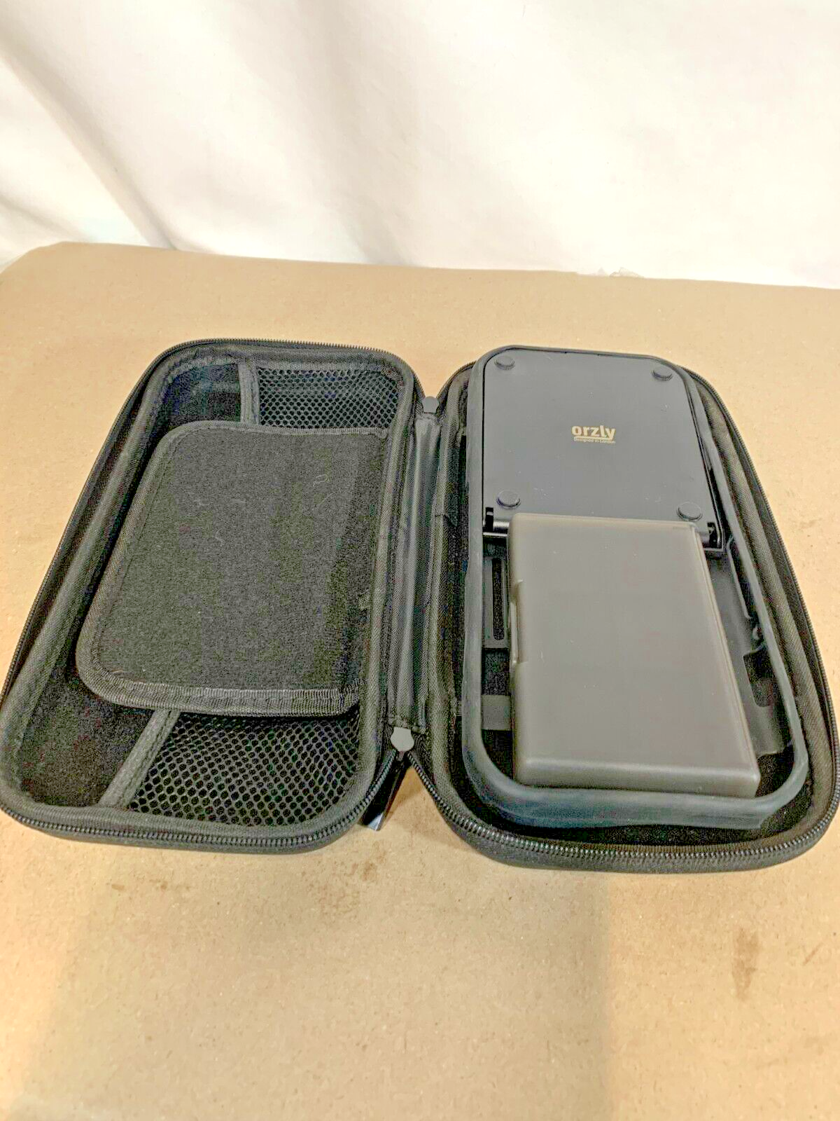 Orzly Switch Travel Carry Case with Inserts Mint Condition!