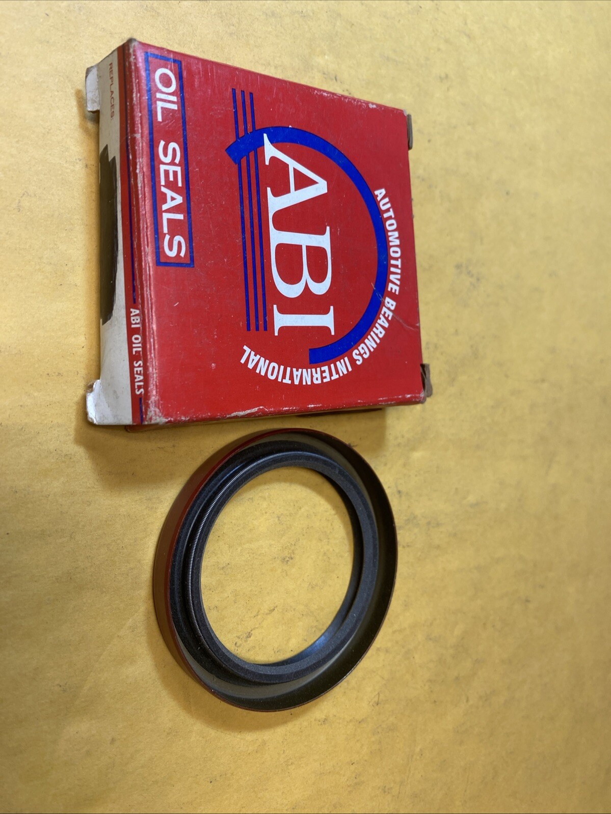 ABI 76025 Engine Crankshaft Seal! F+S!
