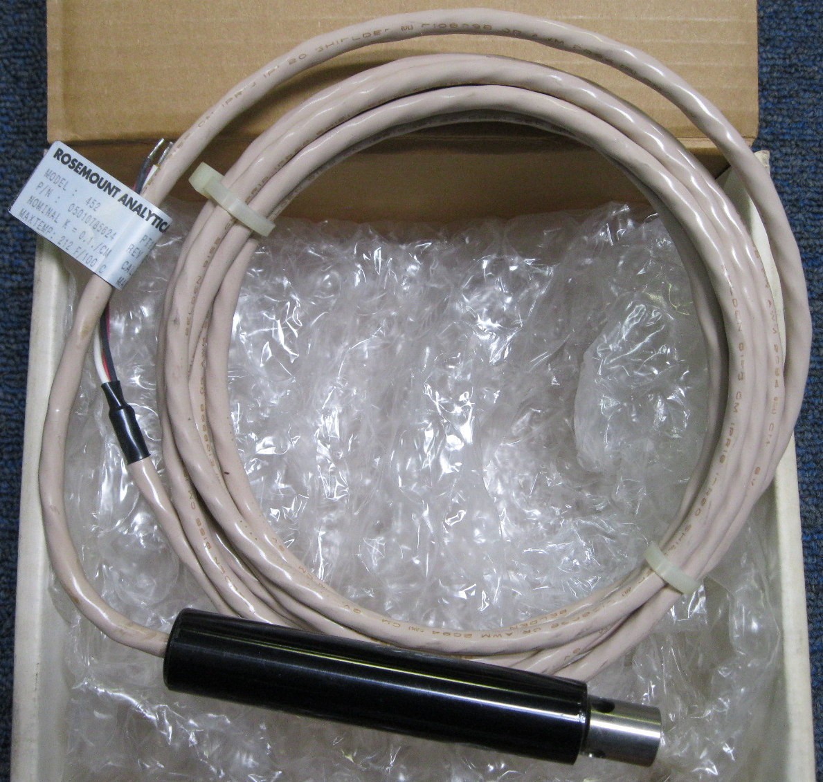 Rosemount Model 452 Temperature Sensor