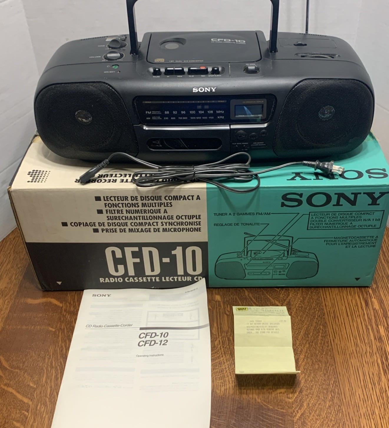 VTG, Sony CFD-10 CD/Cassette/AM-FM Radio Boombox  -Tested - Cassette Not Working