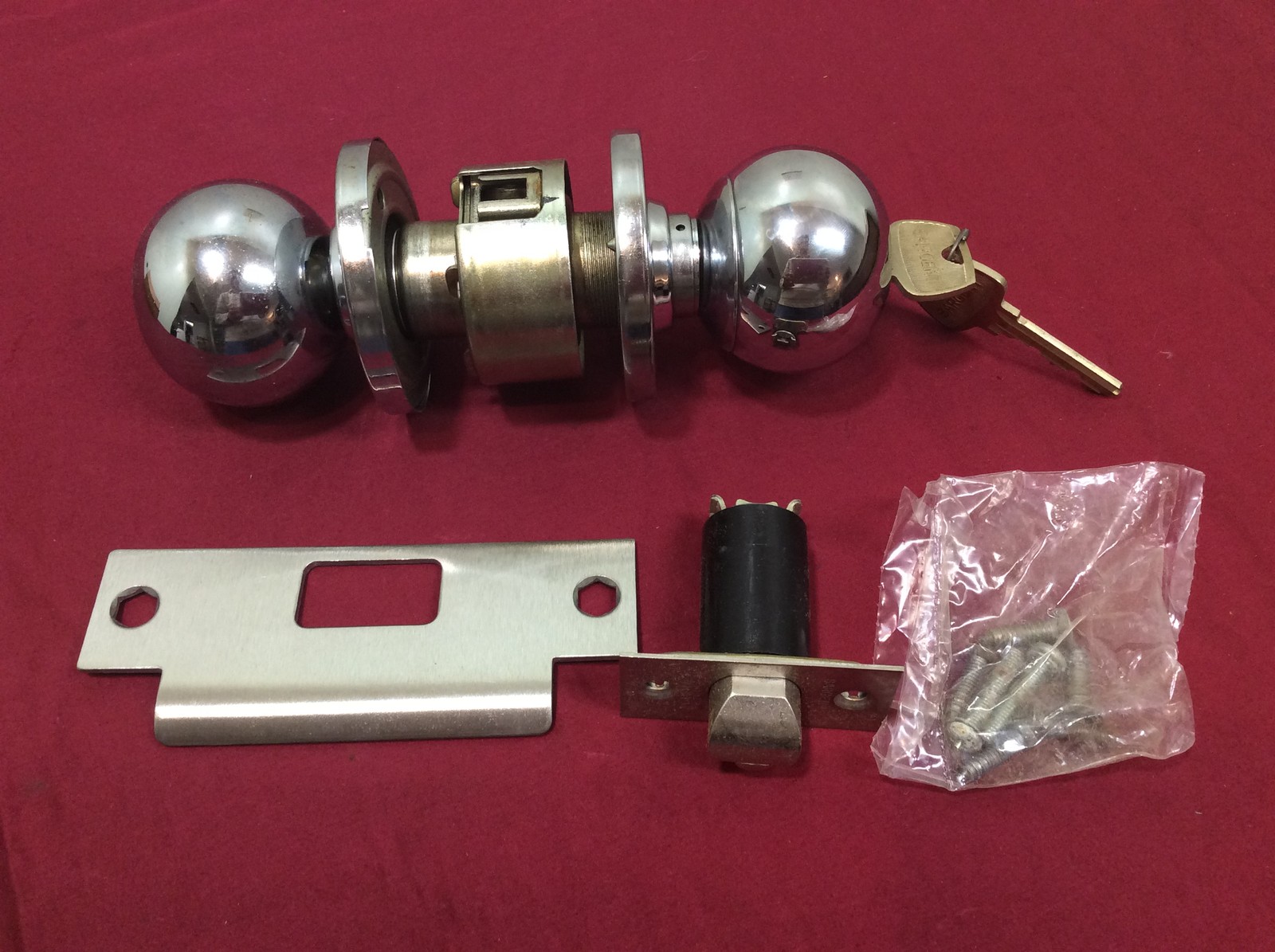 Sargent Original Grade 2 Classroom Function Knobset, w/ Keys- Locksmith