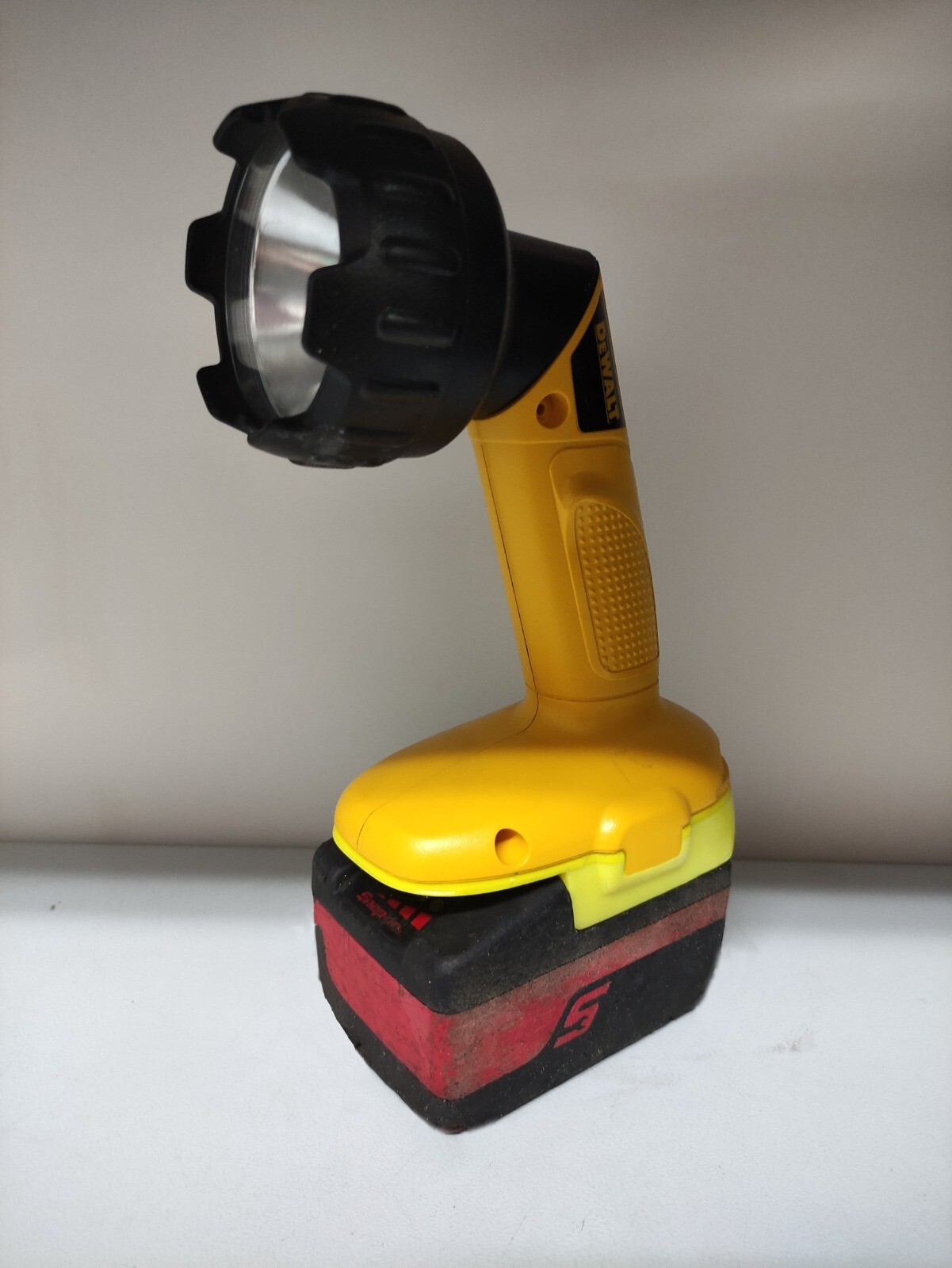 Battery Adapter for Old Dewalt 18V Tools ( Jadapters )