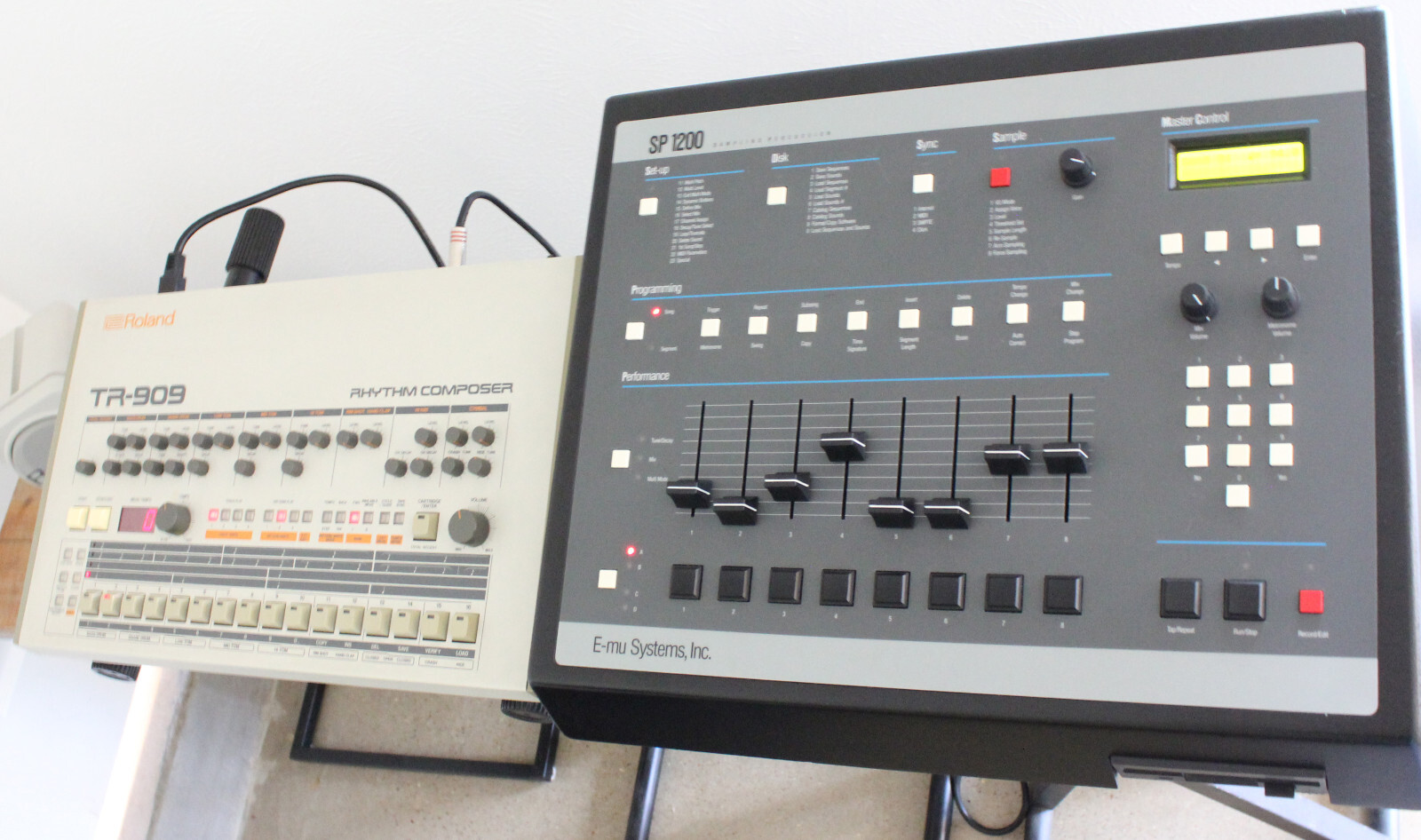 Akai MPC 1000 Format Compact Flash Drum Library SP 1200 Treated Drum Programs