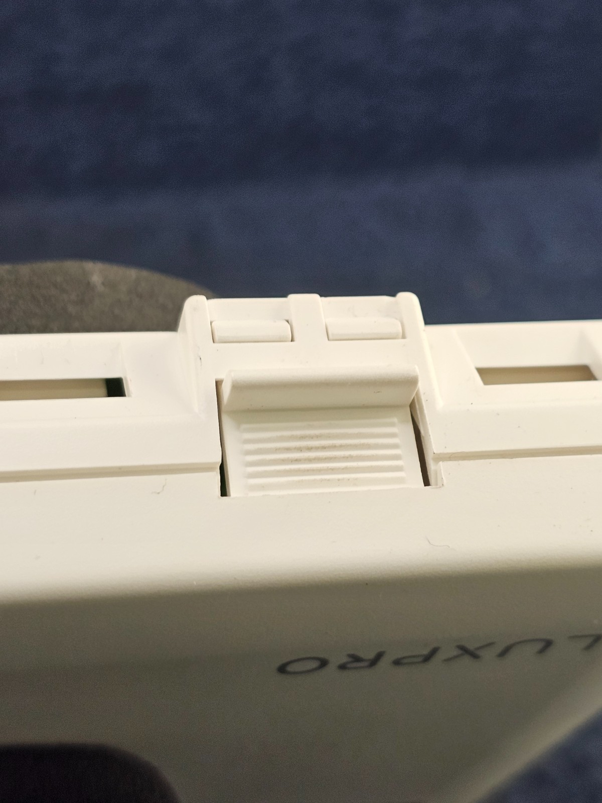 Lux Pro PSD010BF: Digital Non-Programmable Thermostat For Home