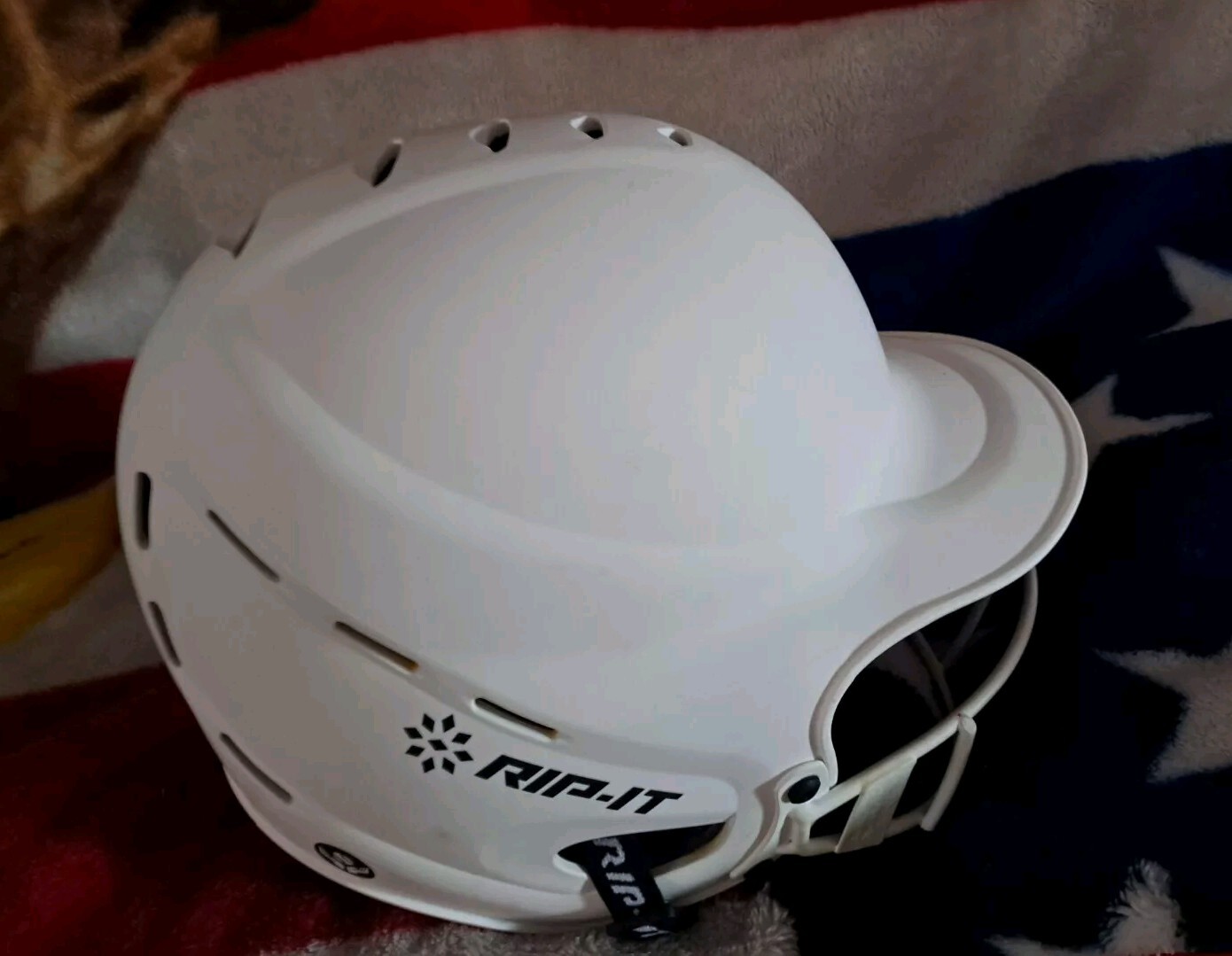 Softball Helmet Size S/M 6-6⅞