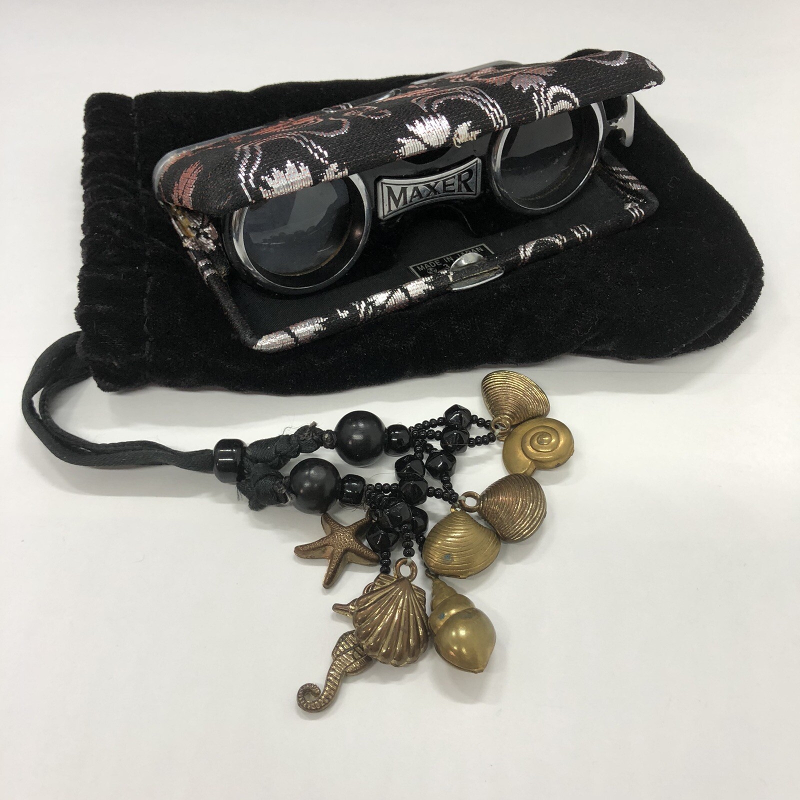 Vtg Maxer Opera Glasses Made in Japan 3.5 x 26 Pocket Binoculars Velvet Pouch