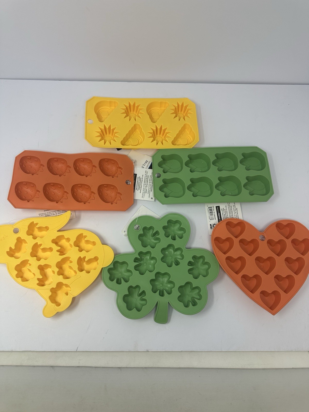 NEW Mainstays Silicone Ice Mold Trays Lot Set Of 6 Summer Fun, All Different U6