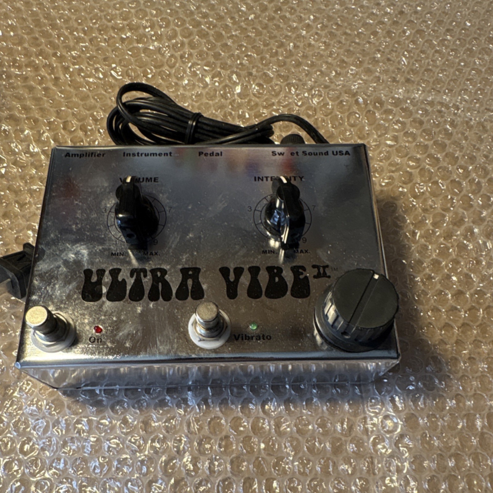 Sweet Sound USA Ultra Vibe II Analog Vibrato Pedal for Electric Guitar