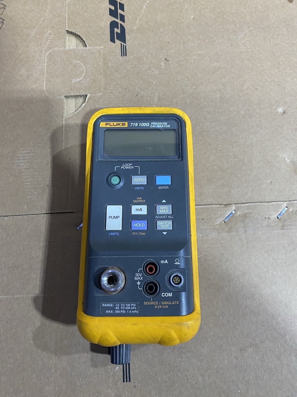 Fluke 719 100G Pressure Calibrator