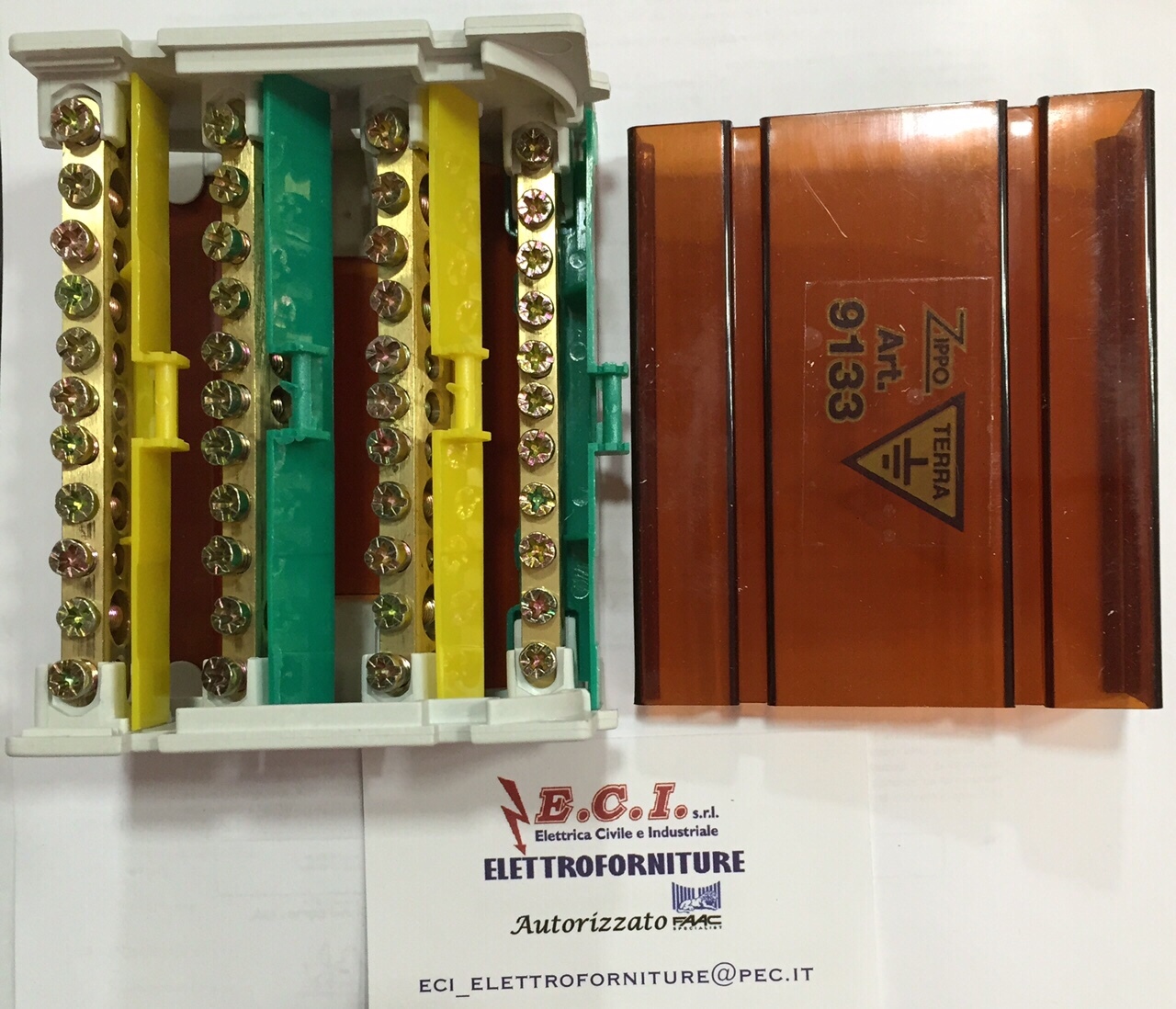 9133 EARTH TERMINAL BLOCK 24x6+8x35mmq DIN