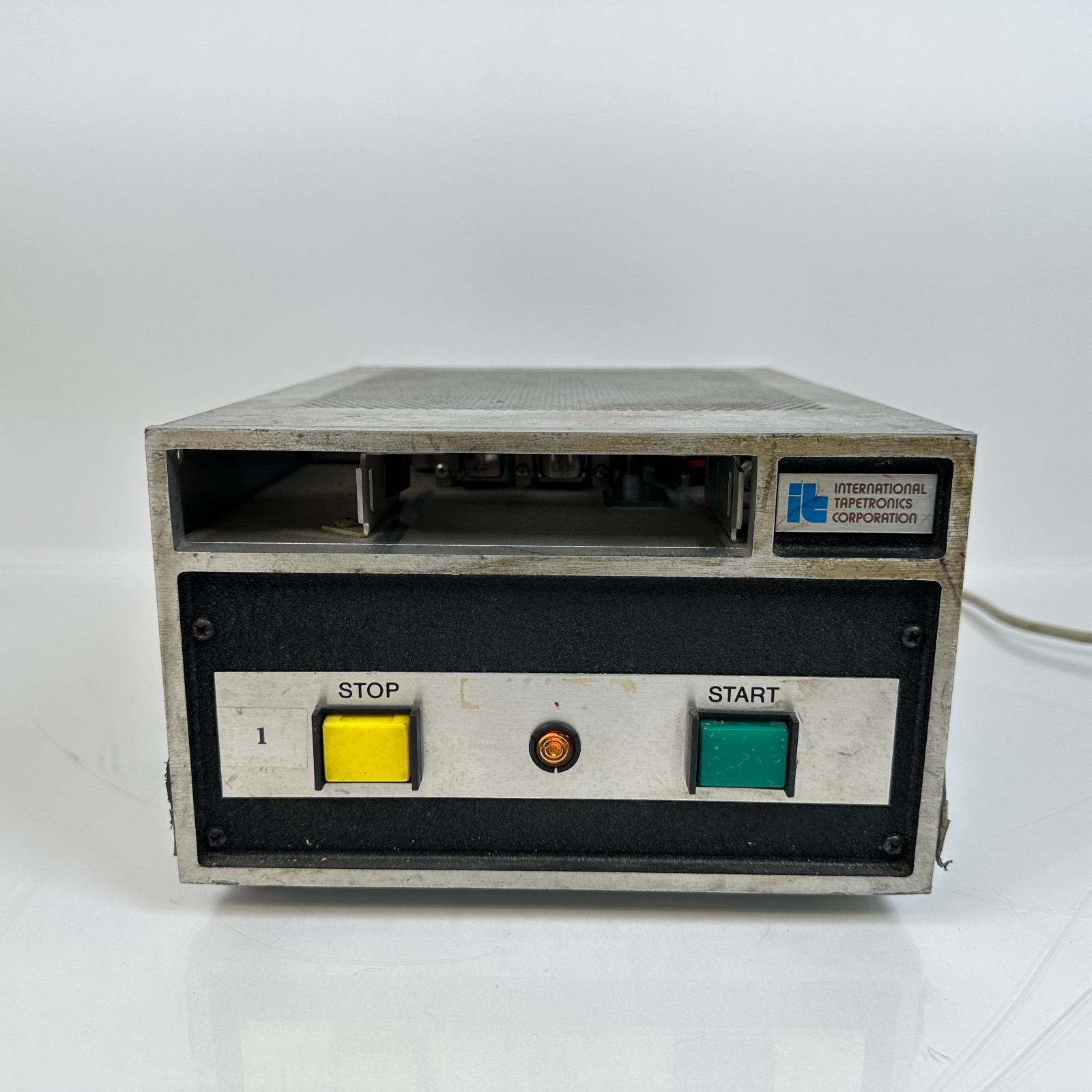 ITC International Tapetronics Corporation Tape Cartridge Music Player SP-0003