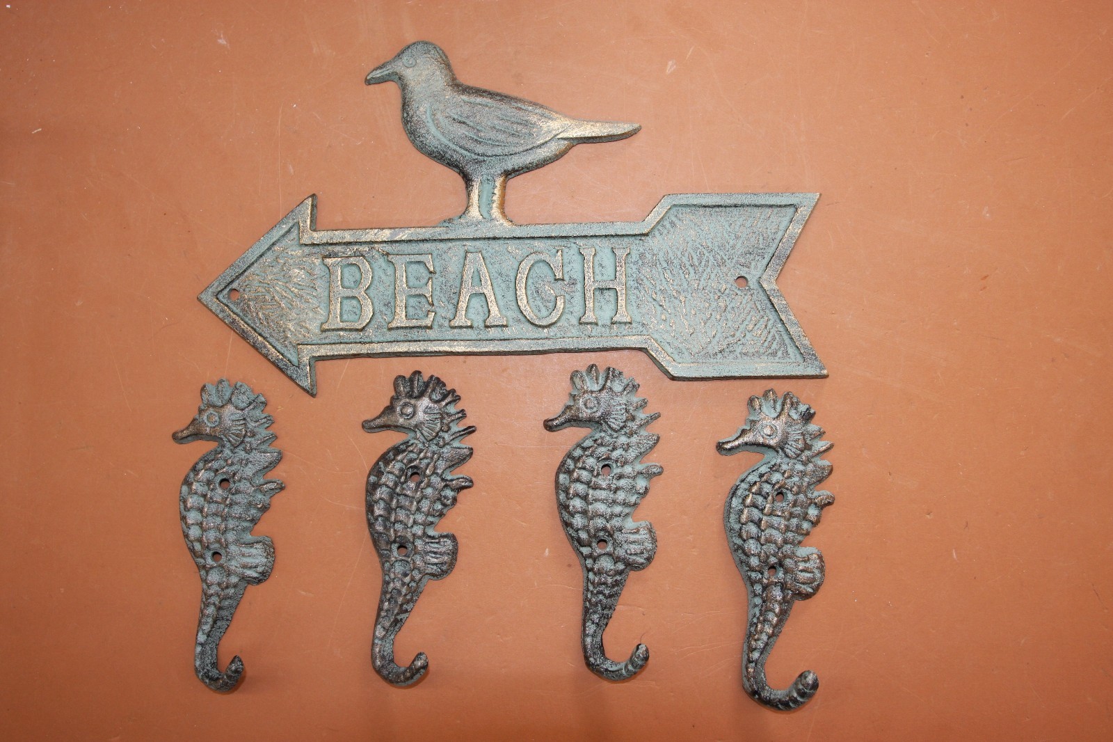 (5), Beach House Bathroom Antique-Look Seagull Plaque & Seahorse Towel Hook Set