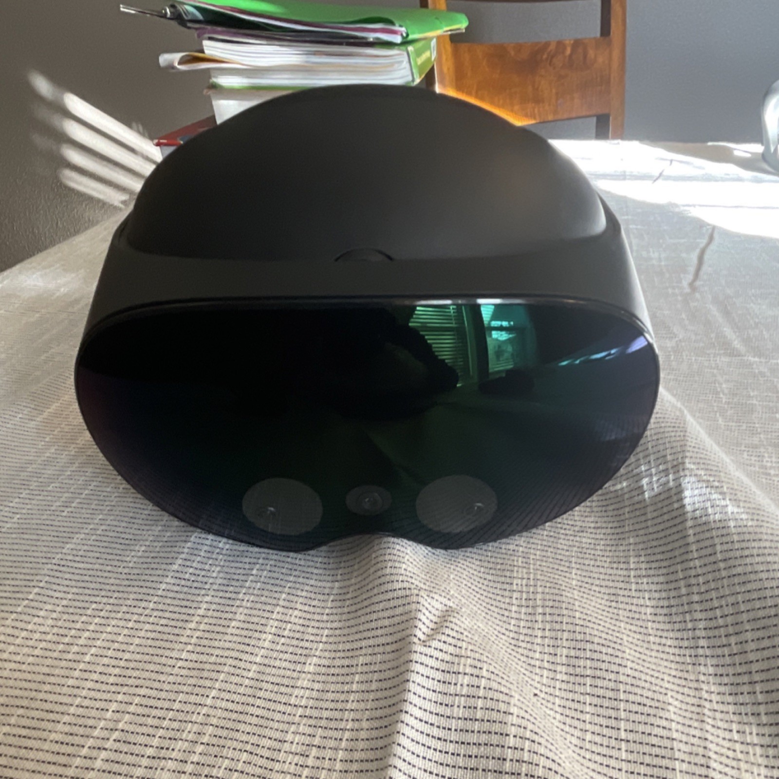 Meta Quest Pro VR Headset Black Standalone w/ Charging Dock & Wall Charger