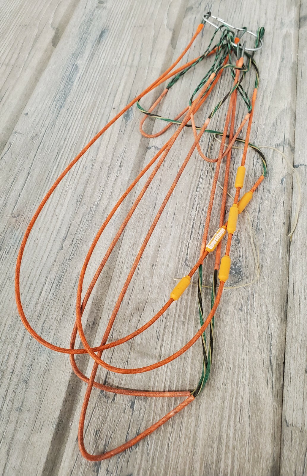 Electric Bowstrings: High Voltage custom compound bow string/cable sets