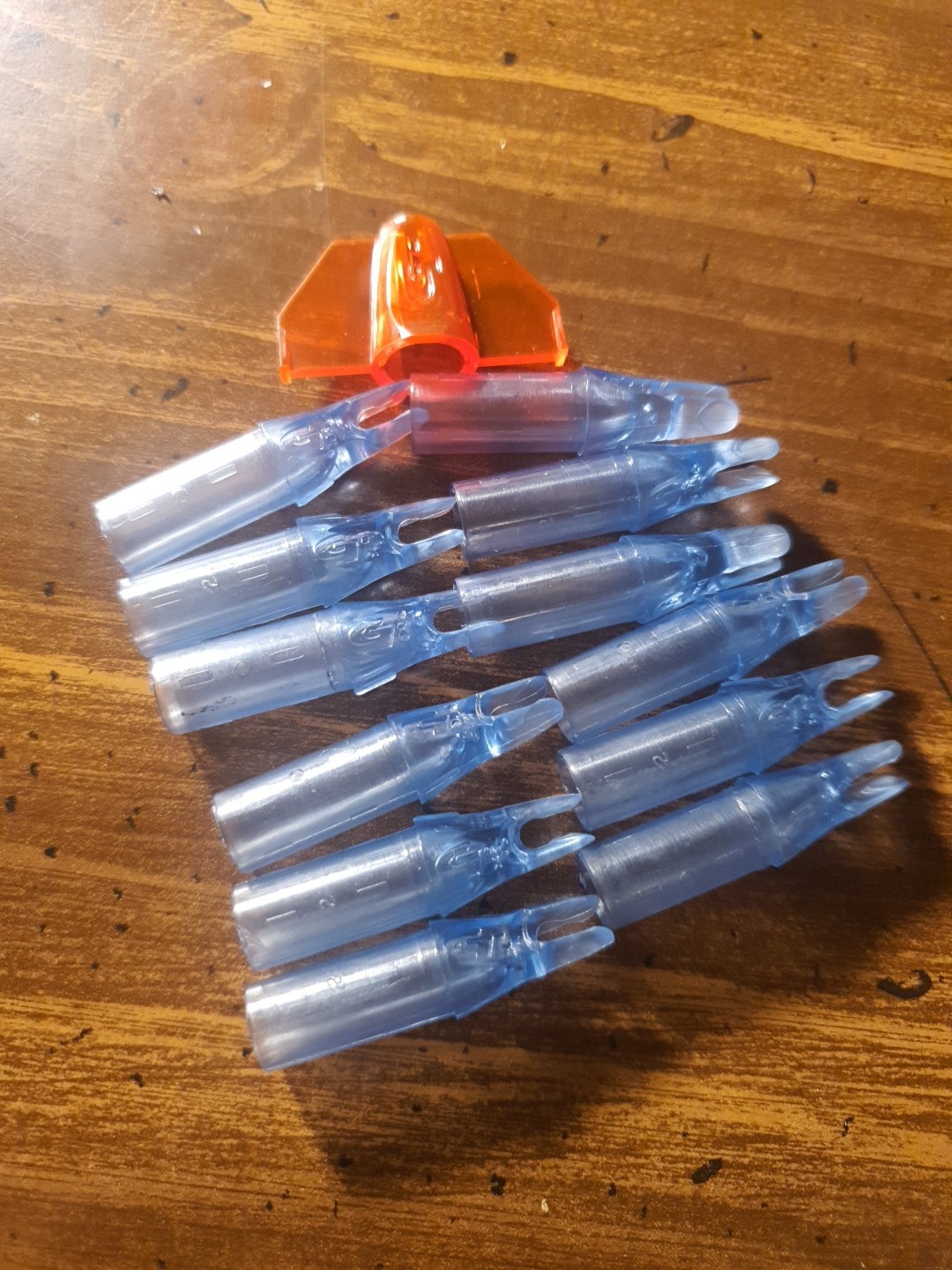 Goldtip GT Nock X-Cutter Vlear Blue (12 Ct.)