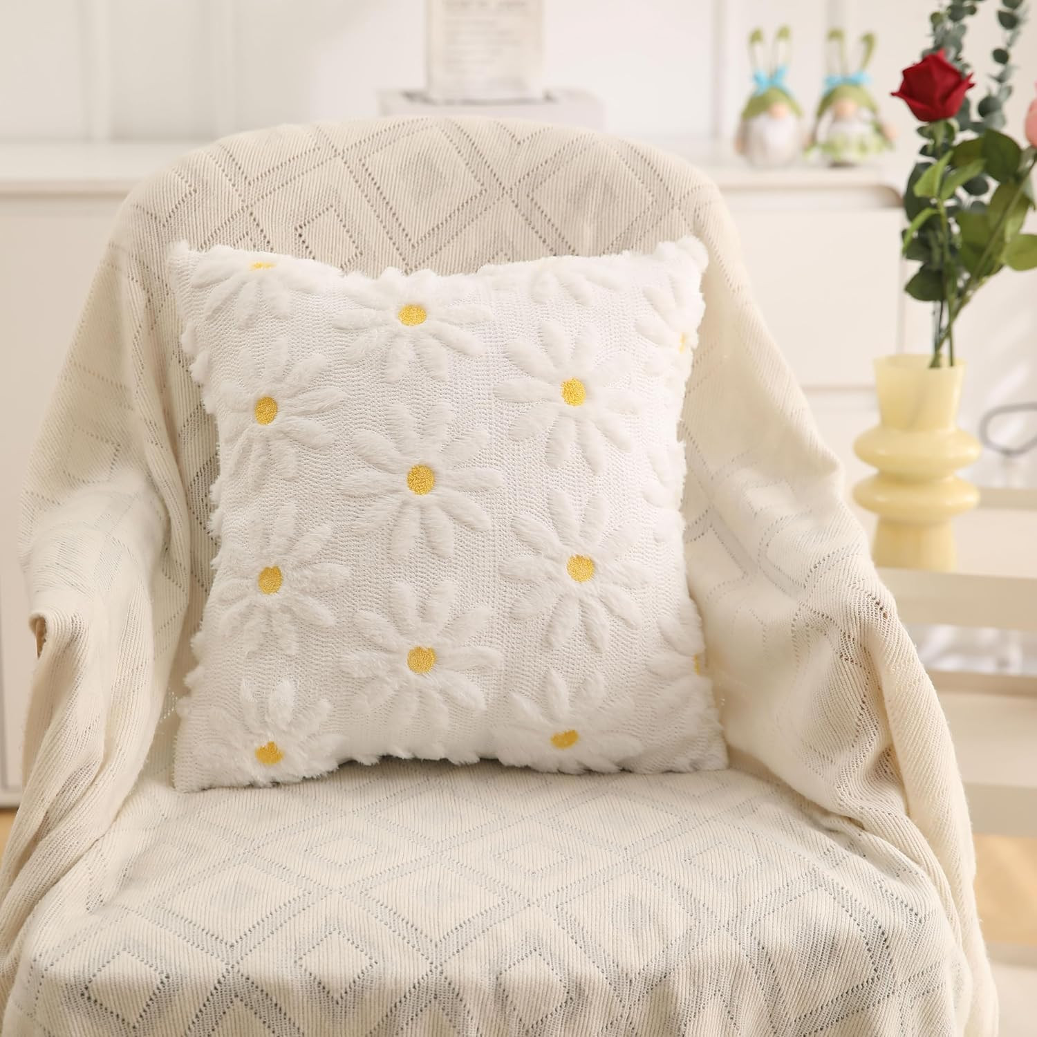Spring Summer Pillow Covers 18X18 Inch Set of 2 White Daisy Flower Outdoor Farmh