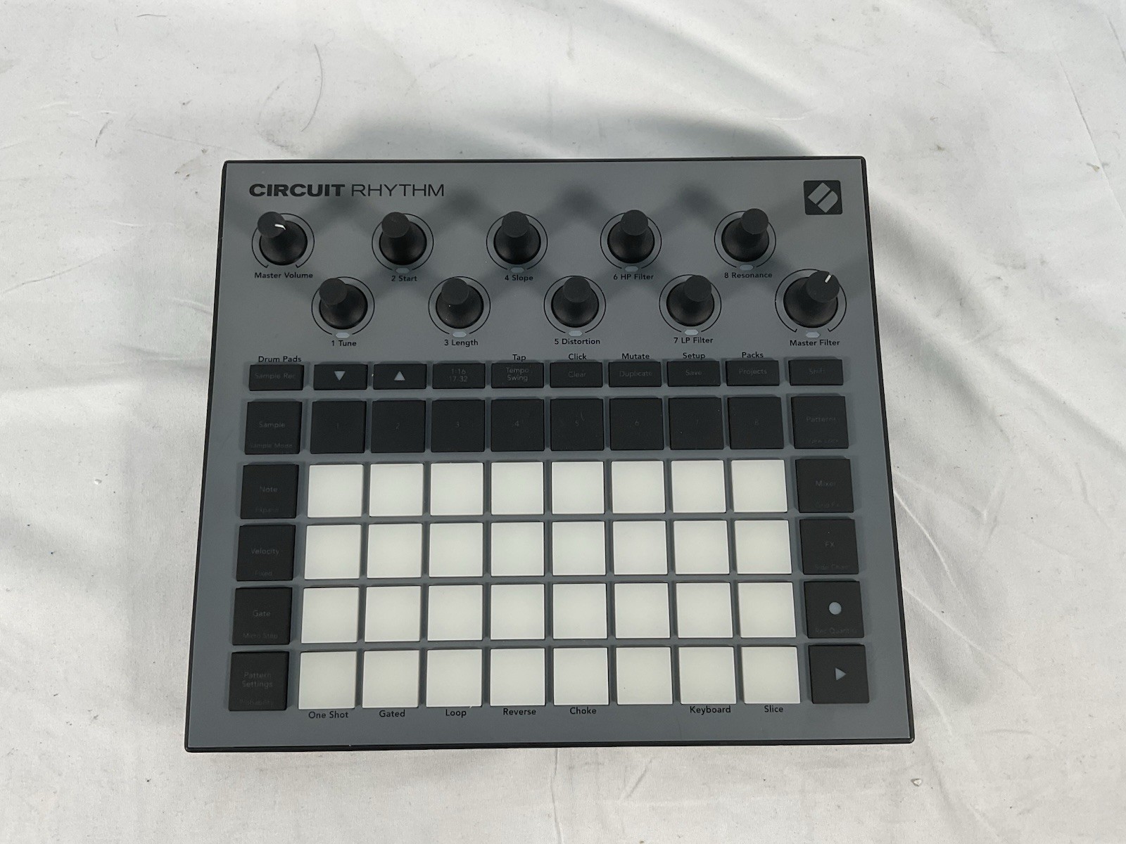 Novation Circuit Rhythm Beatmaking Sampler Groovebox Drum Machine Sequencer